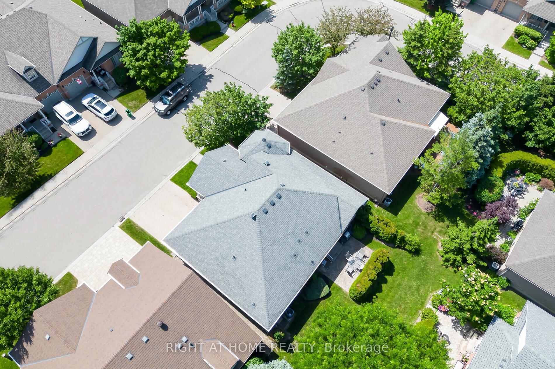 Photo 32 of 5 Orchard Park Gate, Brampton, Sandringham-Wellington — HOMEH
