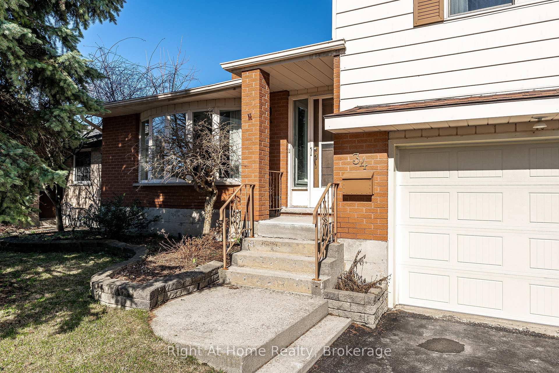 Photo 2 of 34 White Street, Stratford — HOMEH