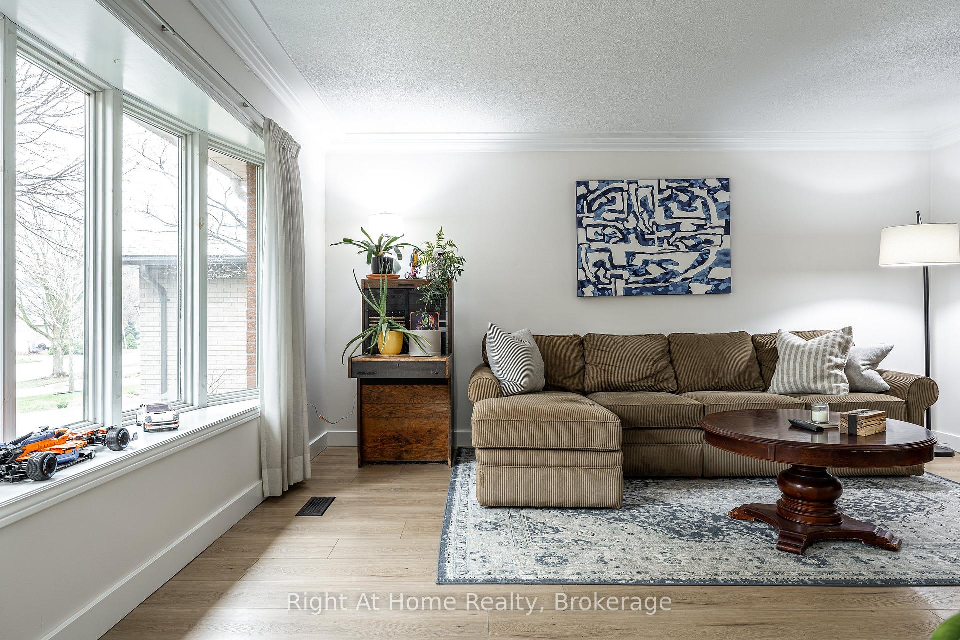 Photo 5 of 34 White Street, Stratford — HOMEH