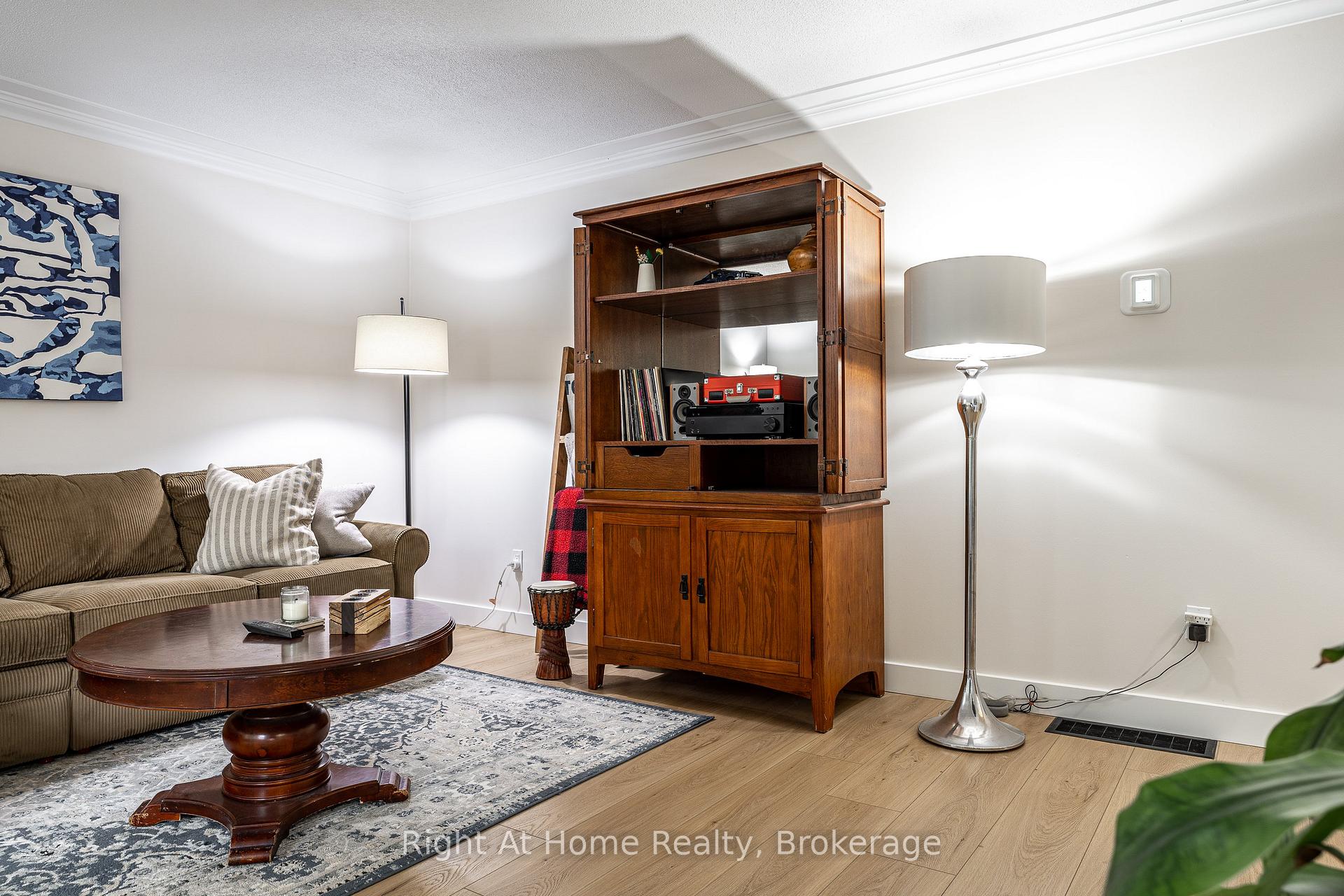 Photo 6 of 34 White Street, Stratford — HOMEH