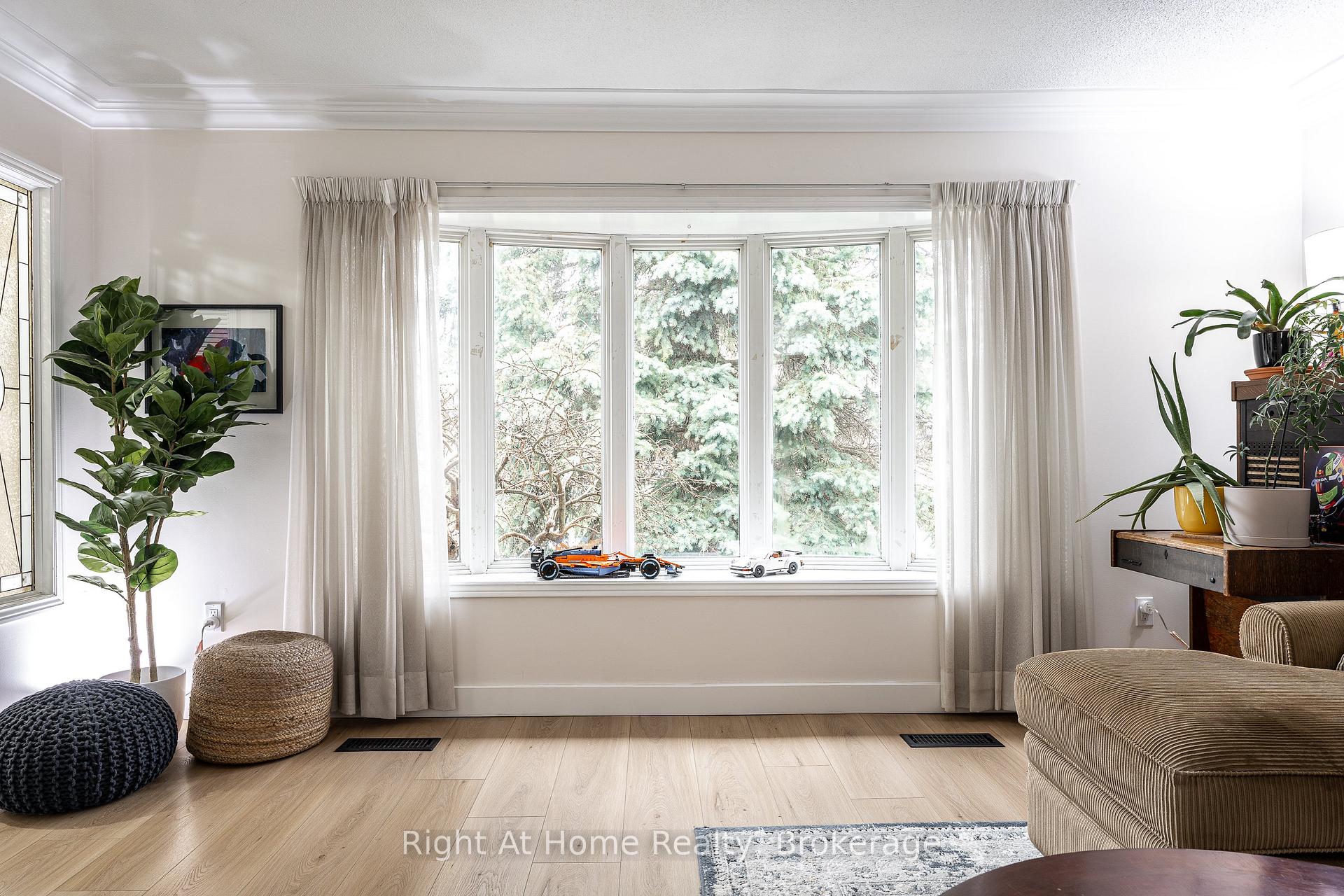 Photo 8 of 34 White Street, Stratford — HOMEH