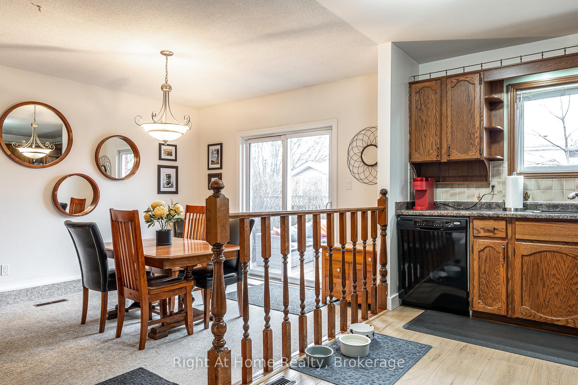 Photo 12 of 34 White Street, Stratford — HOMEH