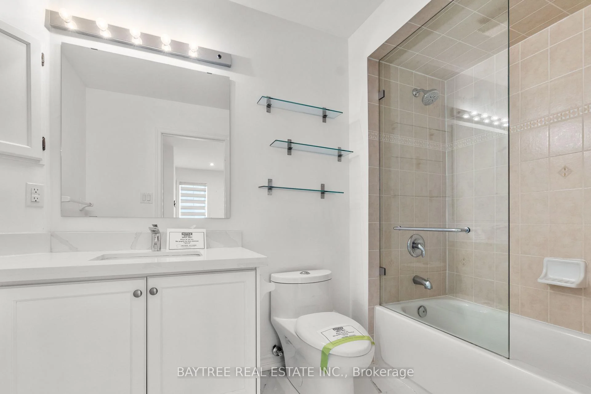 Photo 22 of 162 Bathurst Glen Drive, Vaughan, Patterson — HOMEH