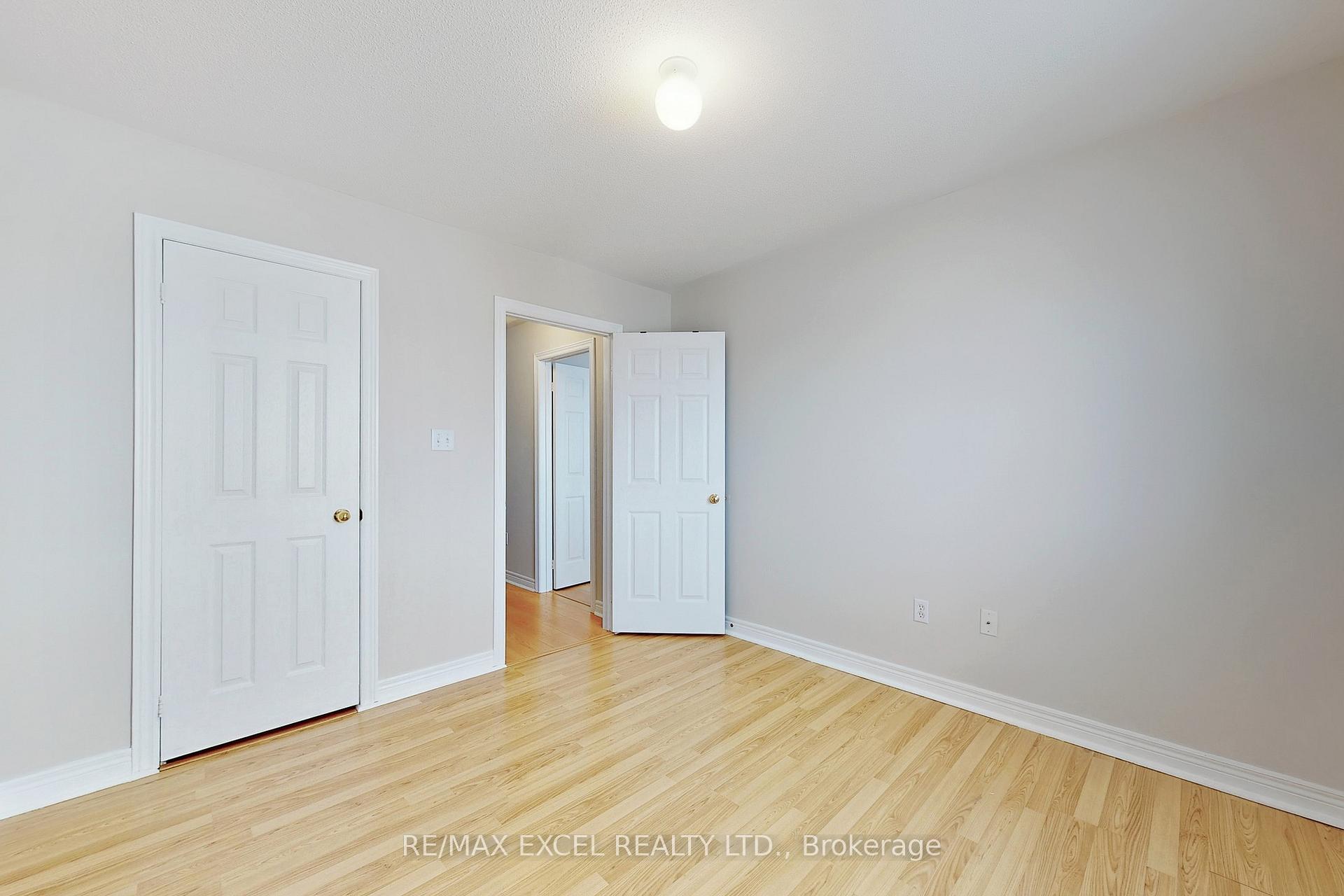 Photo 31 of 24 John Gary Drive, Markham, Village Green-South Unionville — HOMEH