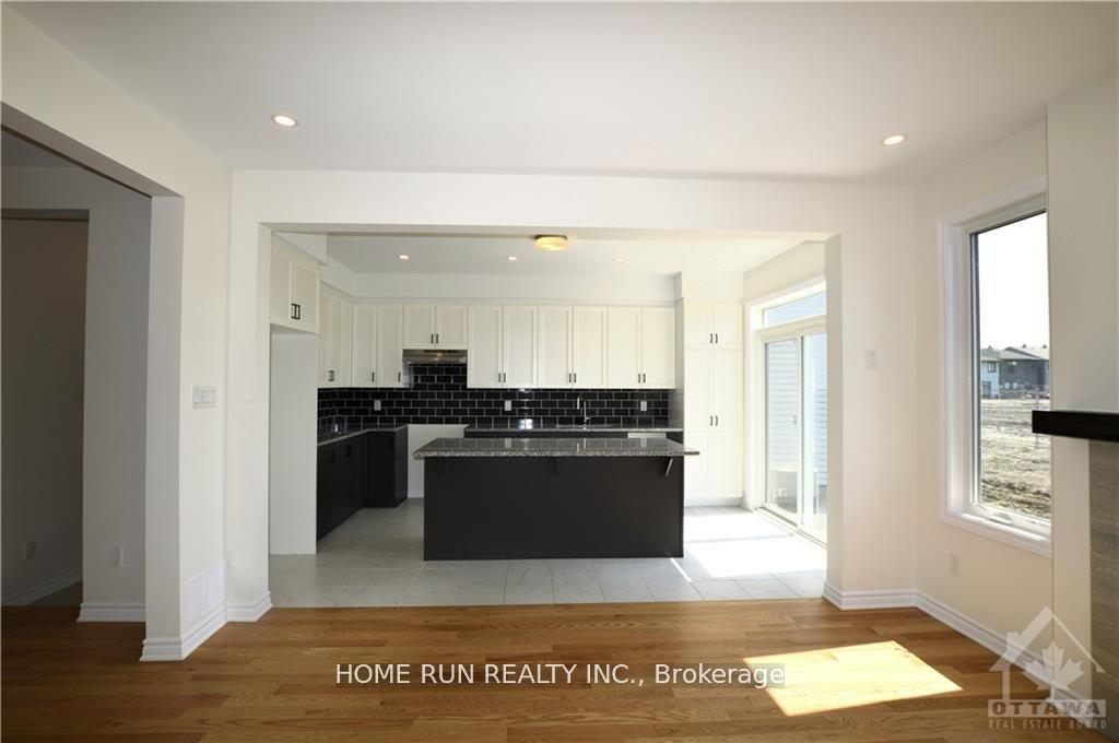 Photo 6 of 286 Turnbuckle Crescent, Ottawa, Barrhaven - Half Moon Bay — HOMEH