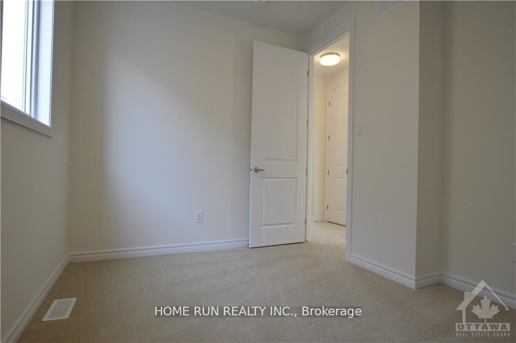 Photo 17 of 286 Turnbuckle Crescent, Ottawa, Barrhaven - Half Moon Bay — HOMEH