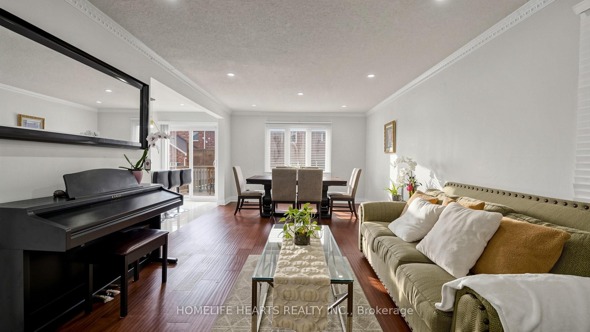Photo 3 of 30 Shepton Way, Scarborough, Steeles — HOMEH