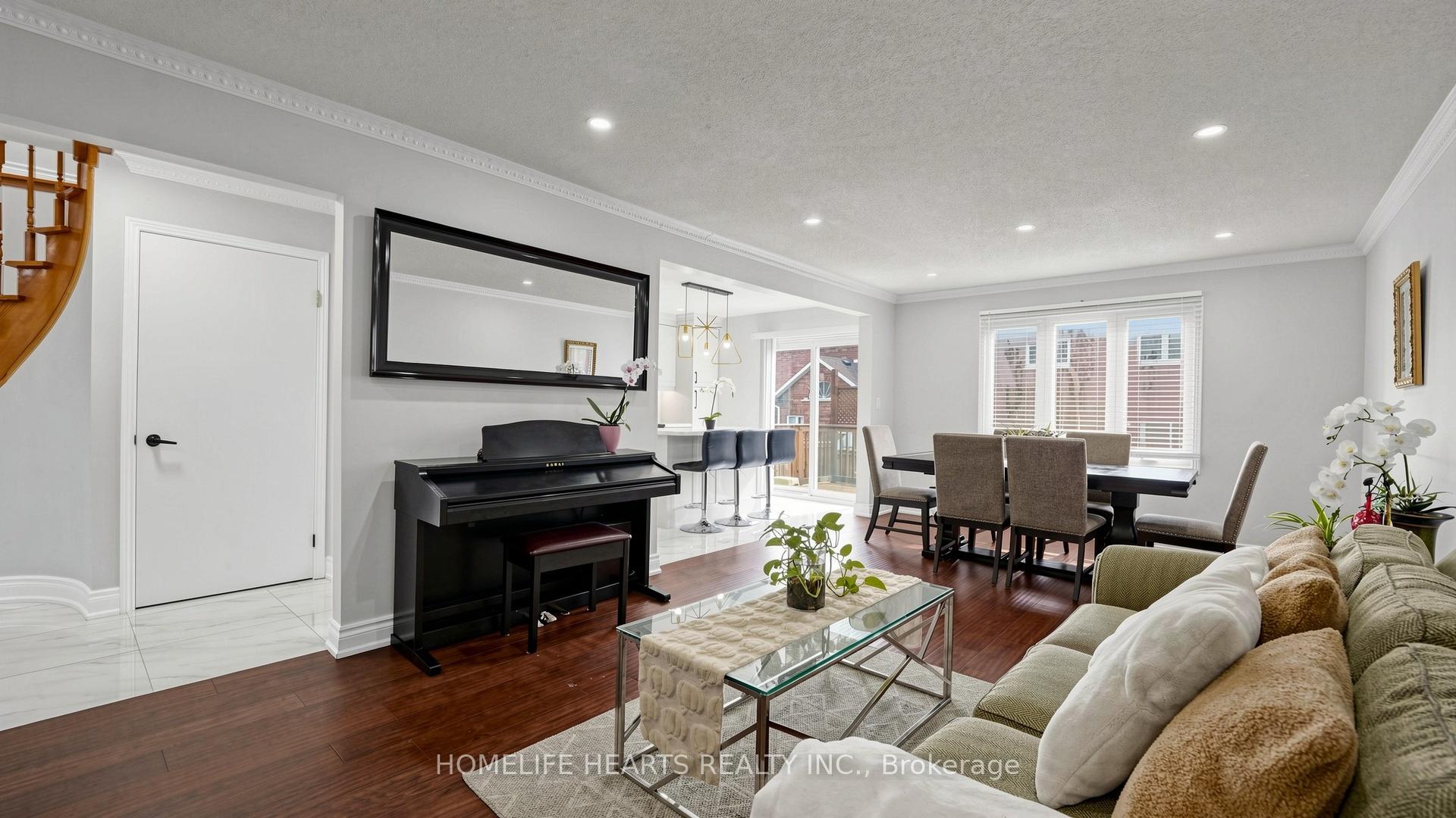 Photo 6 of 30 Shepton Way, Scarborough, Steeles — HOMEH