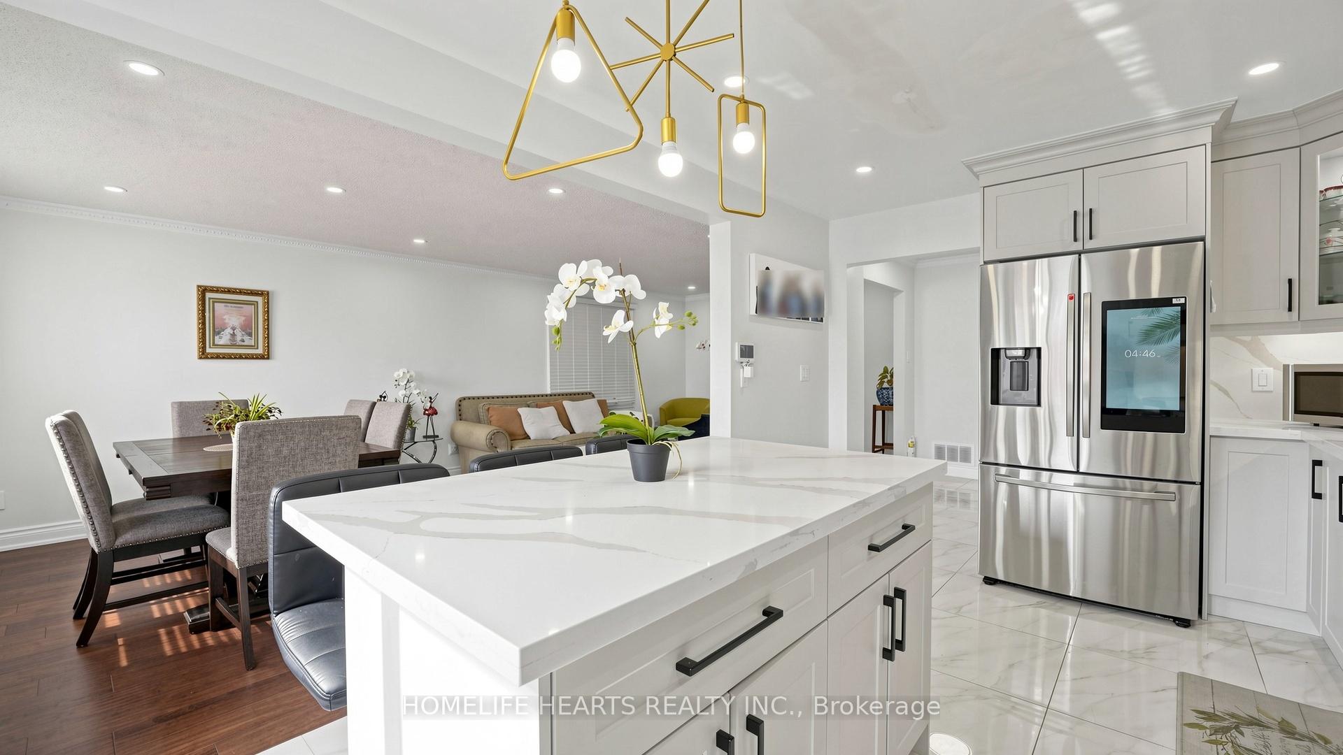 Photo 10 of 30 Shepton Way, Scarborough, Steeles — HOMEH