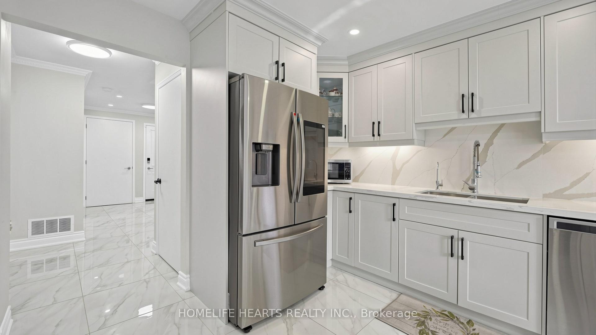 Photo 12 of 30 Shepton Way, Scarborough, Steeles — HOMEH