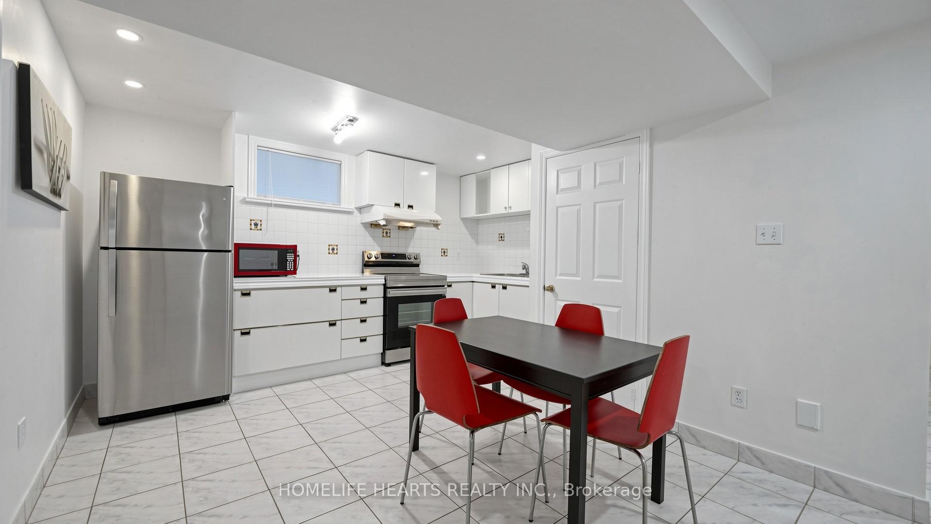Photo 18 of 30 Shepton Way, Scarborough, Steeles — HOMEH