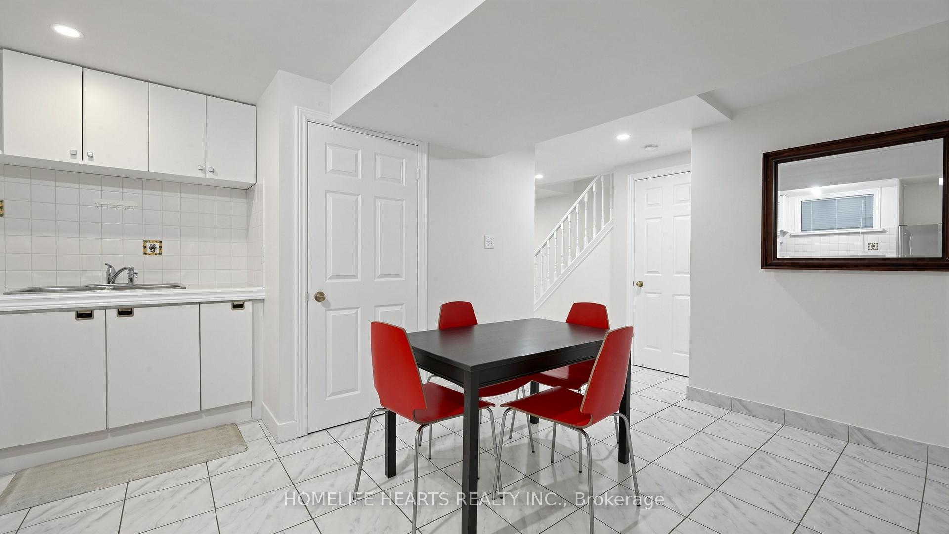 Photo 20 of 30 Shepton Way, Scarborough, Steeles — HOMEH
