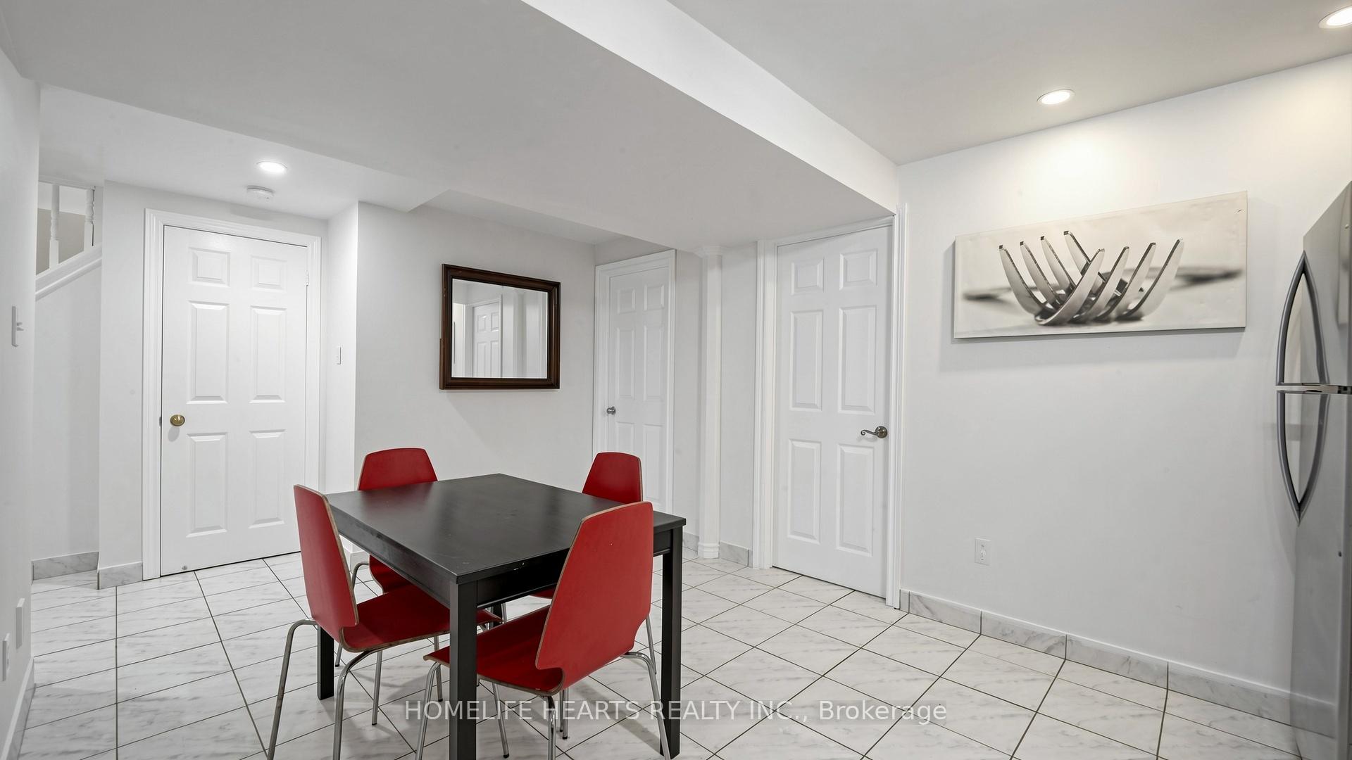 Photo 21 of 30 Shepton Way, Scarborough, Steeles — HOMEH