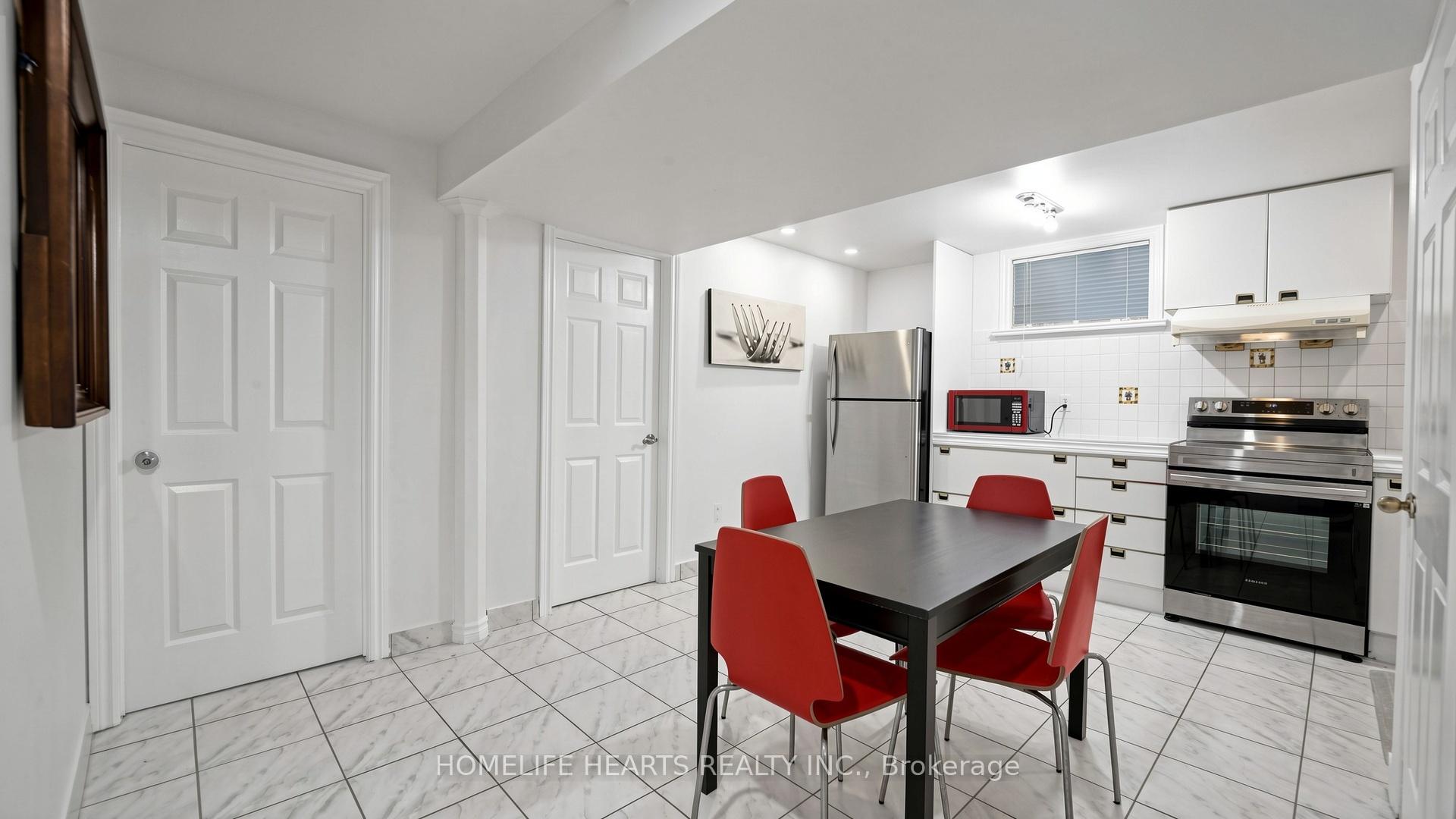 Photo 22 of 30 Shepton Way, Scarborough, Steeles — HOMEH