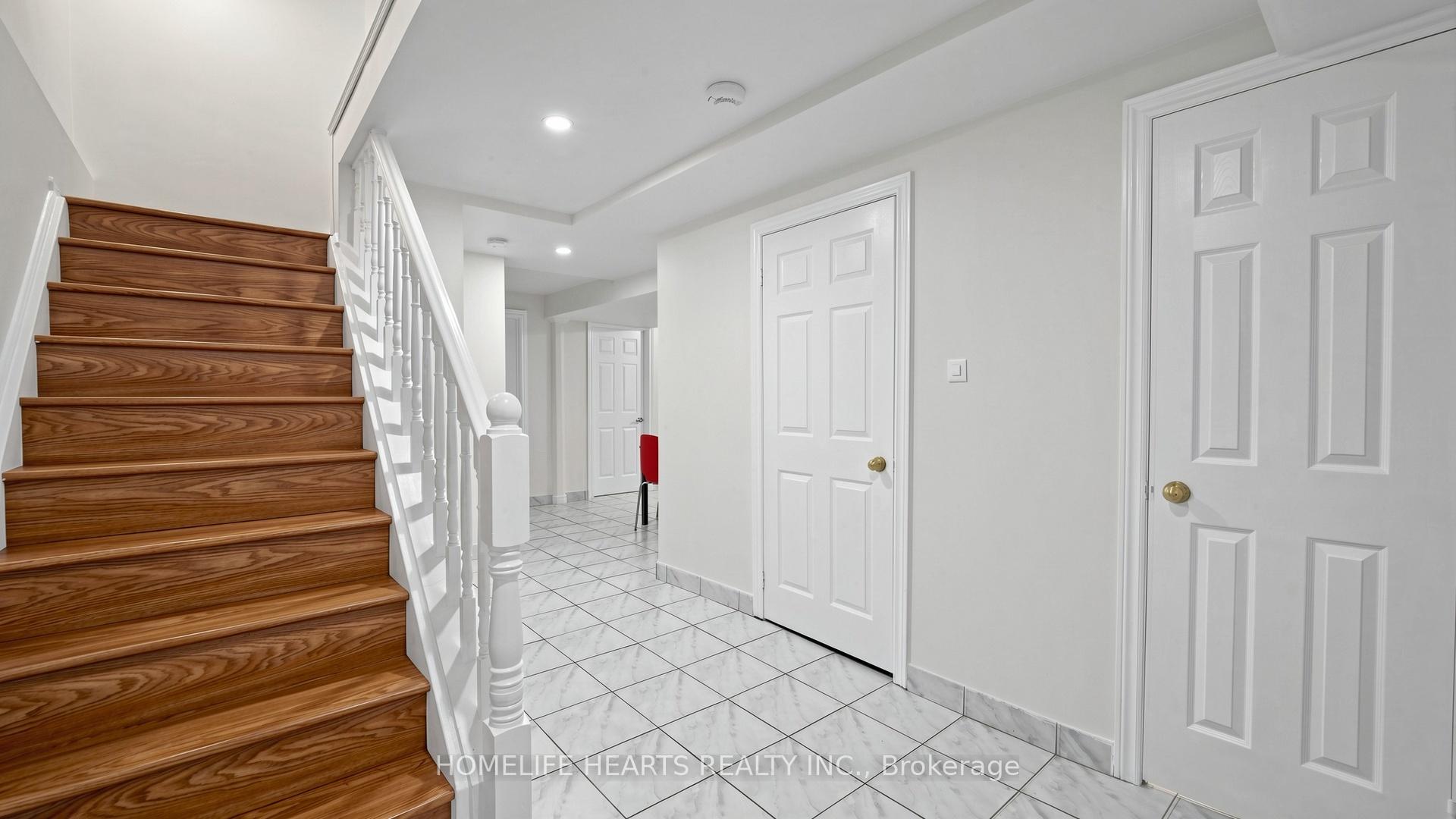 Photo 23 of 30 Shepton Way, Scarborough, Steeles — HOMEH