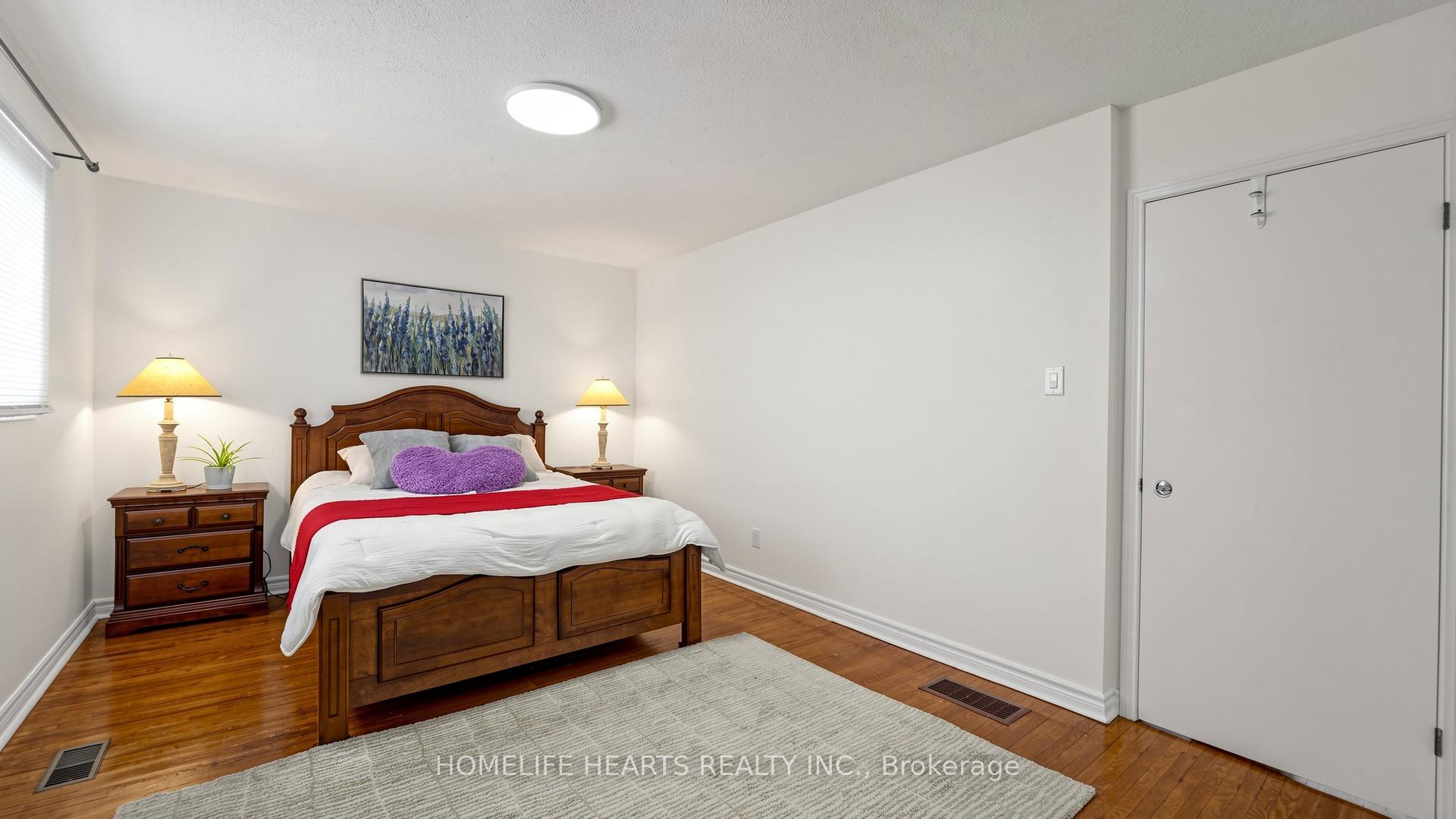 Photo 38 of 30 Shepton Way, Scarborough, Steeles — HOMEH