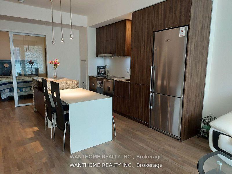 Photo 3 of Unit 502, 1 Bloor Street E, Toronto, Church-Yonge Corridor — HOMEH