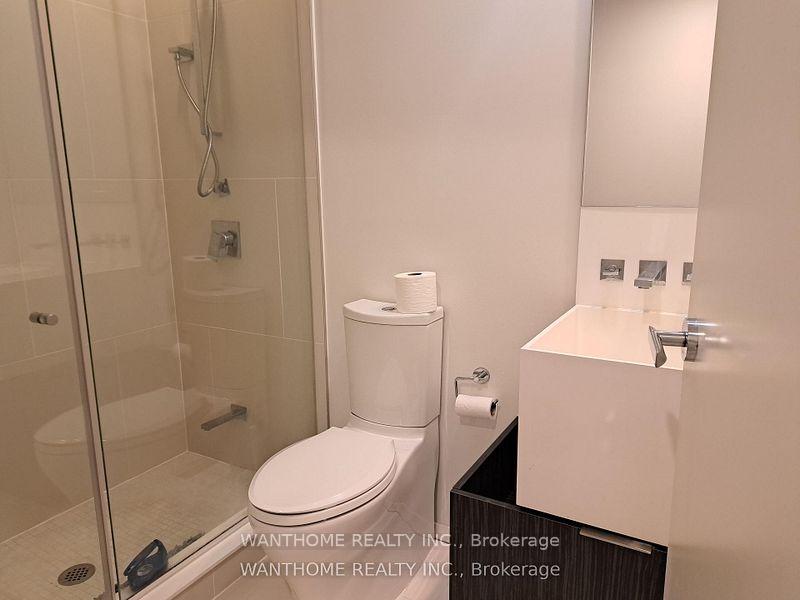 Photo 8 of Unit 502, 1 Bloor Street E, Toronto, Church-Yonge Corridor — HOMEH
