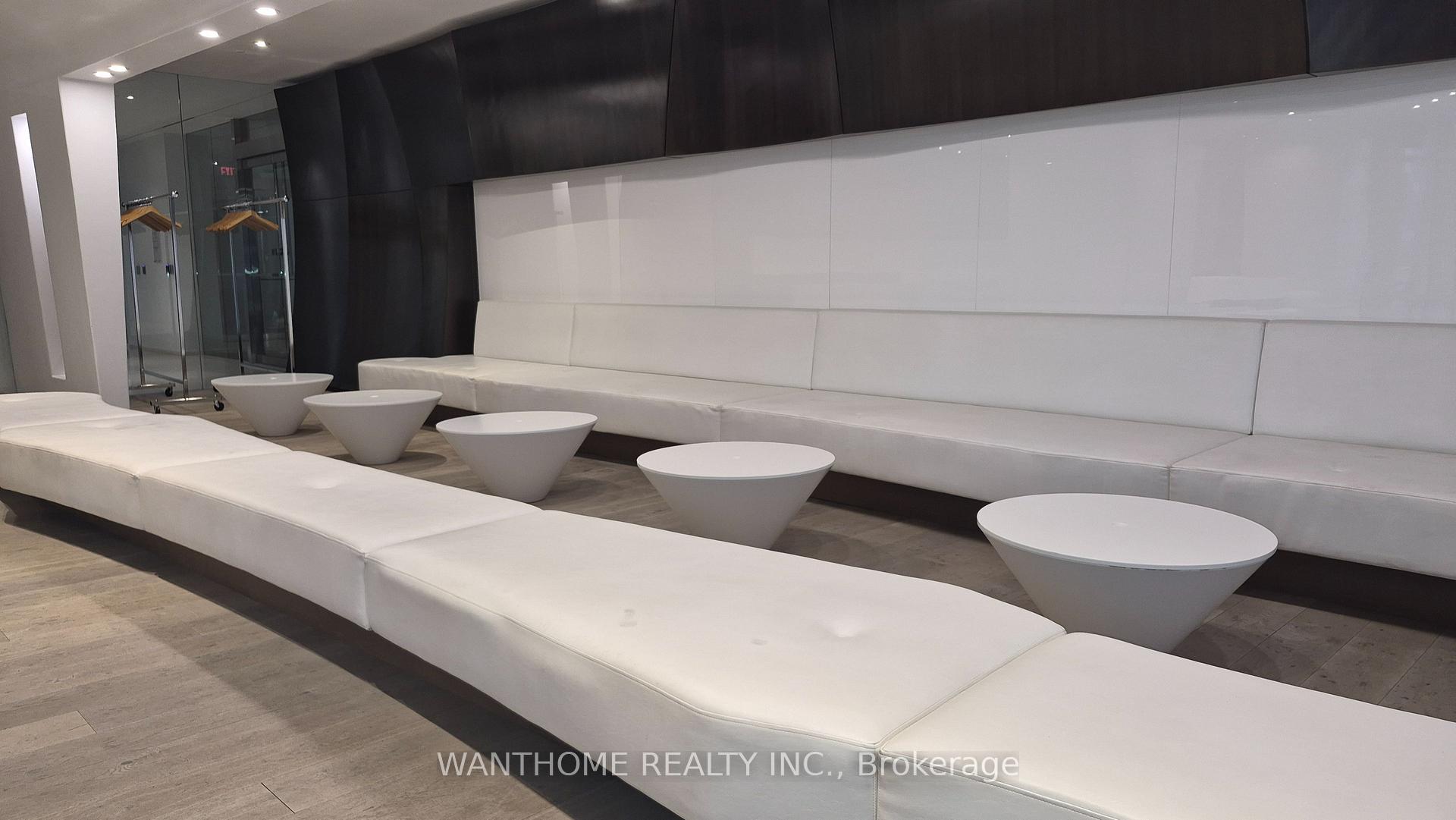 Photo 10 of Unit 502, 1 Bloor Street E, Toronto, Church-Yonge Corridor — HOMEH