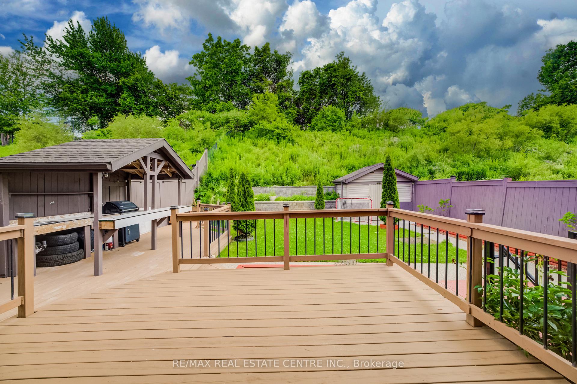Photo 39 of 252 Gravel Ridge Trail, Kitchener, Larentian West — HOMEH