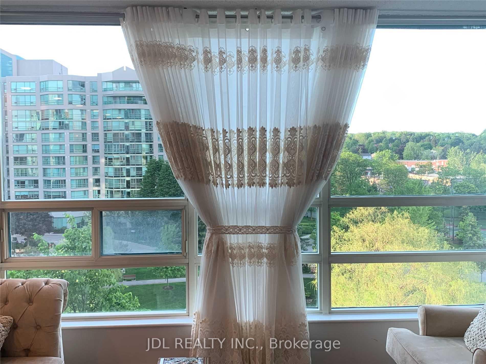 Photo 5 of Unit 811, 7805 Bayview Avenue, Markham, Aileen-Willowbrook — HOMEH