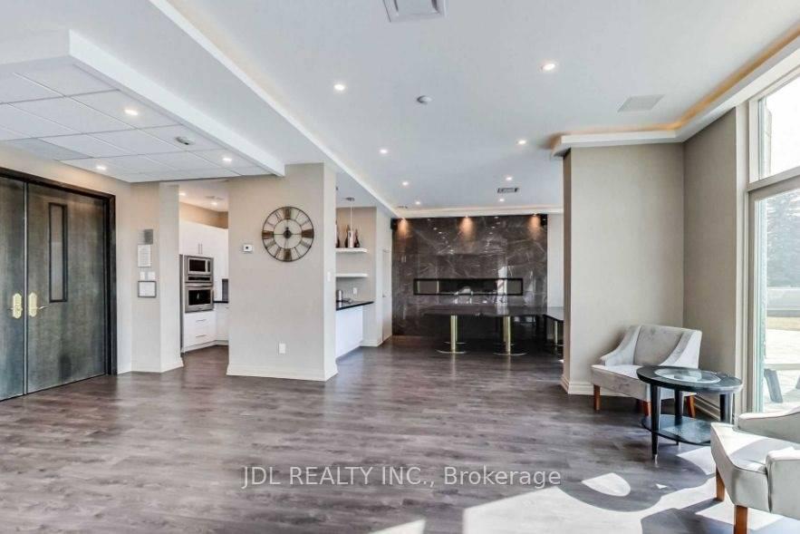 Photo 19 of Unit 811, 7805 Bayview Avenue, Markham, Aileen-Willowbrook — HOMEH
