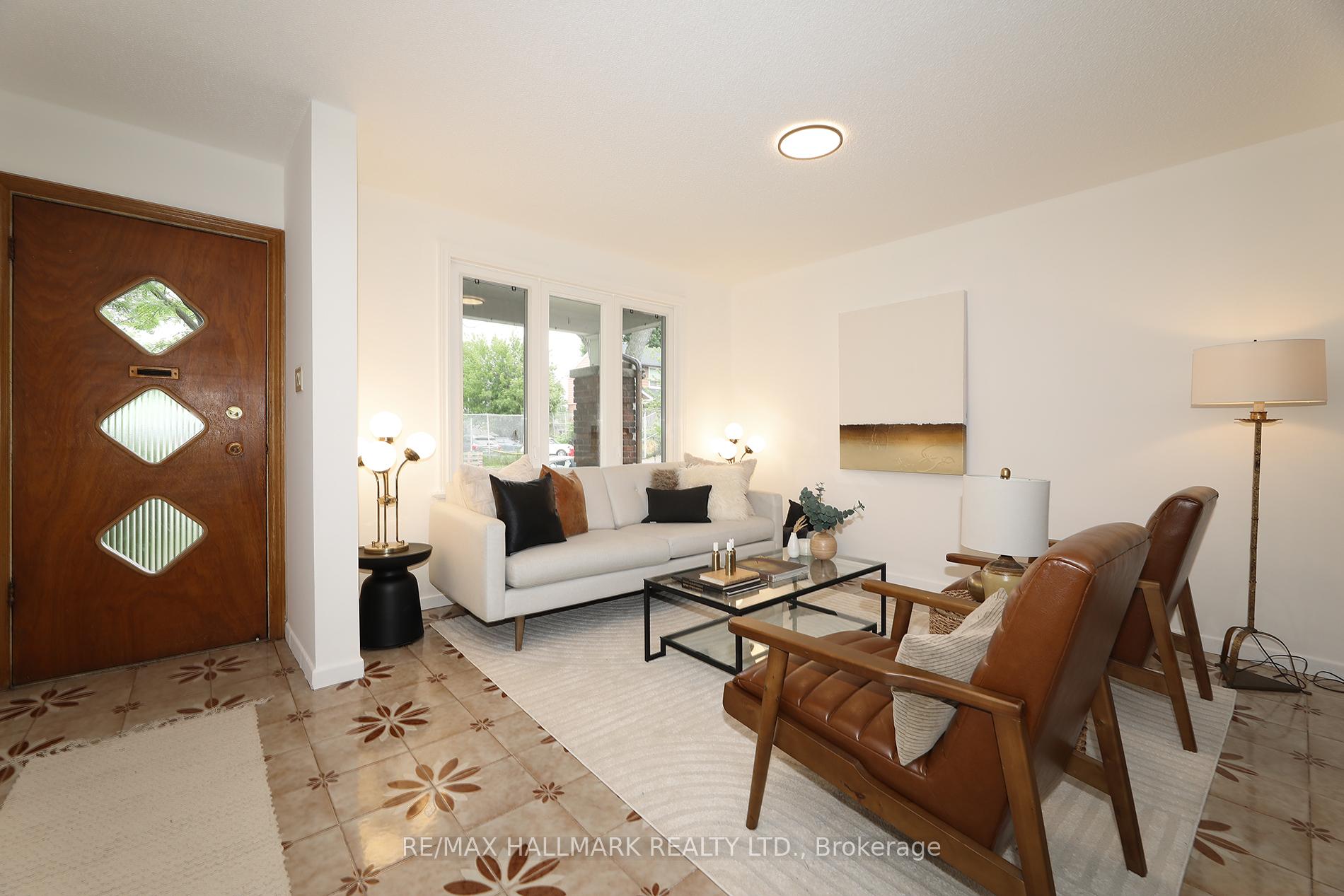 Photo 4 of 259 Wolverleigh Boulevard, Toronto, Danforth — HOMEH