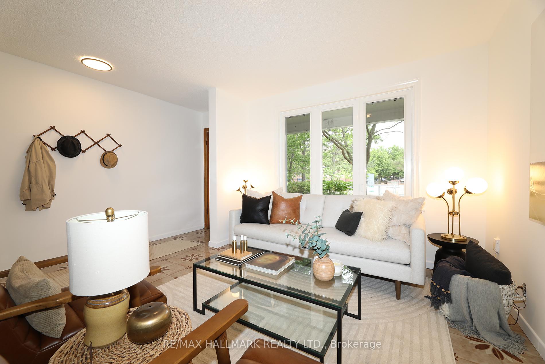 Photo 6 of 259 Wolverleigh Boulevard, Toronto, Danforth — HOMEH