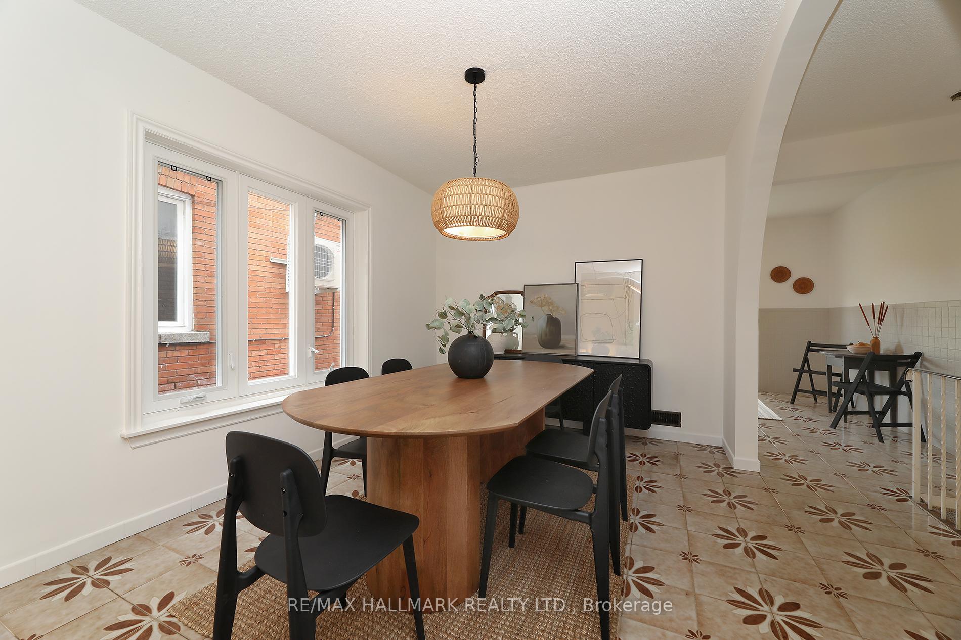 Photo 9 of 259 Wolverleigh Boulevard, Toronto, Danforth — HOMEH