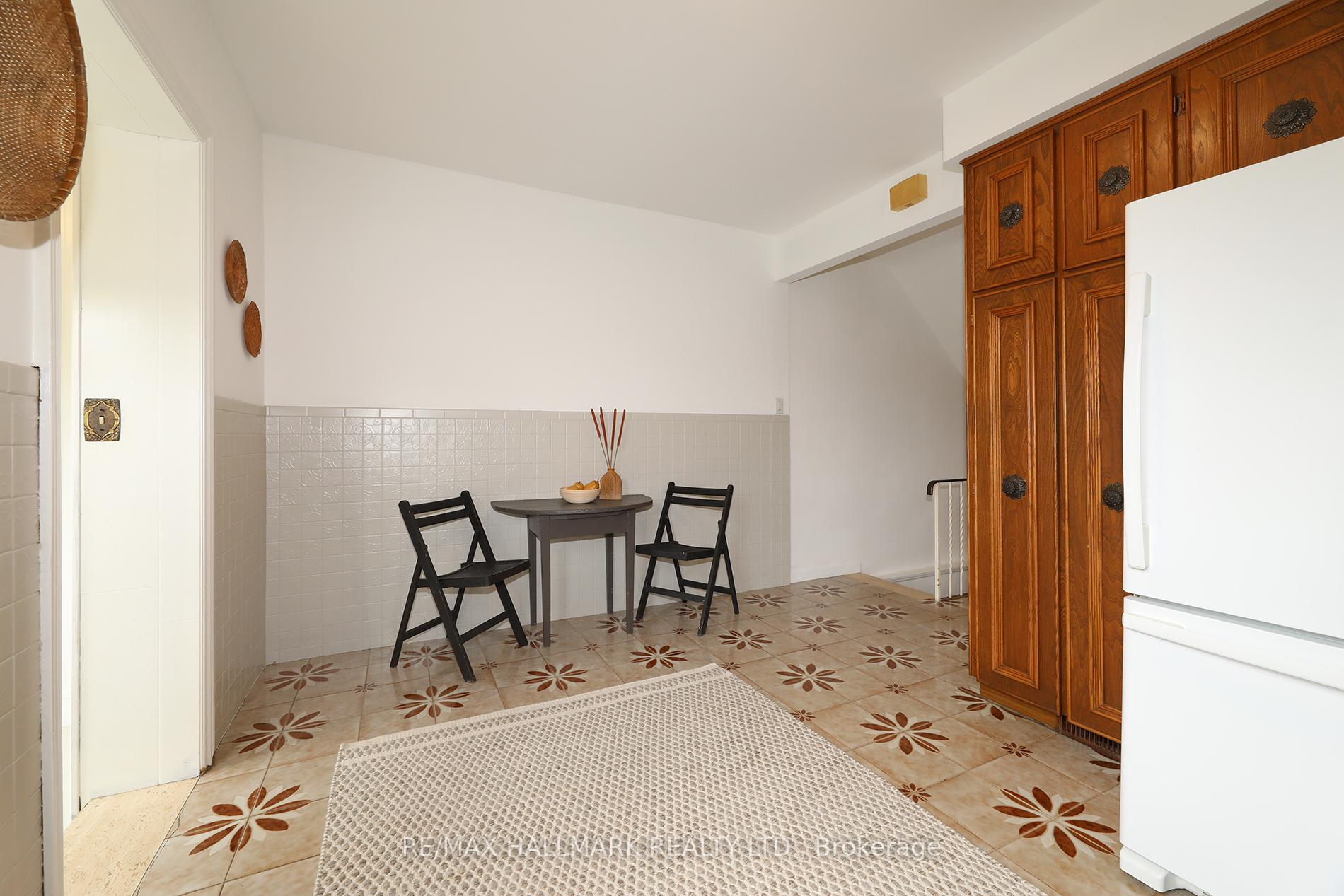 Photo 12 of 259 Wolverleigh Boulevard, Toronto, Danforth — HOMEH