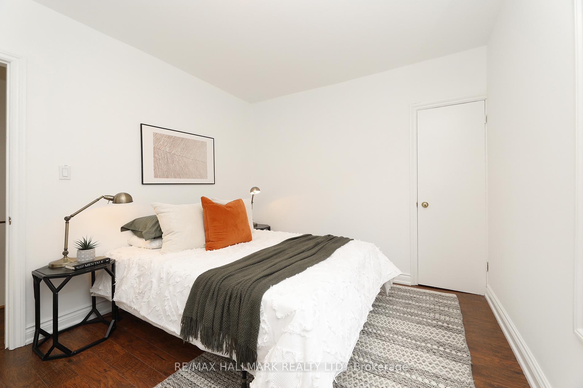 Photo 21 of 259 Wolverleigh Boulevard, Toronto, Danforth — HOMEH