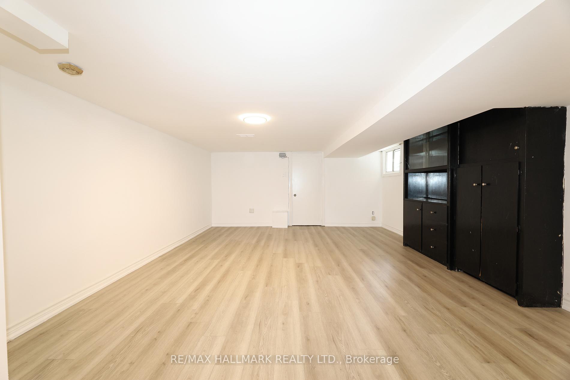 Photo 23 of 259 Wolverleigh Boulevard, Toronto, Danforth — HOMEH