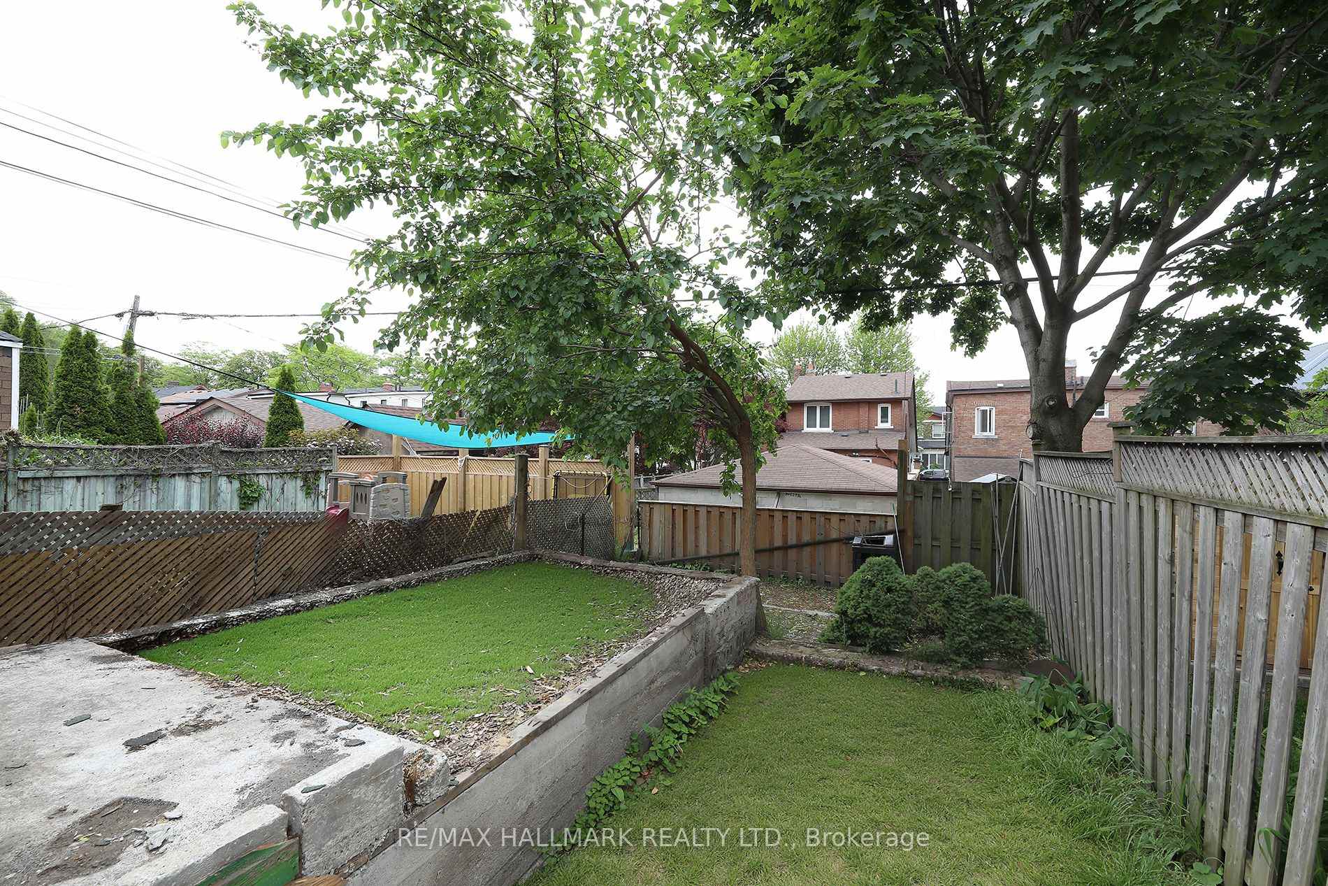 Photo 33 of 259 Wolverleigh Boulevard, Toronto, Danforth — HOMEH