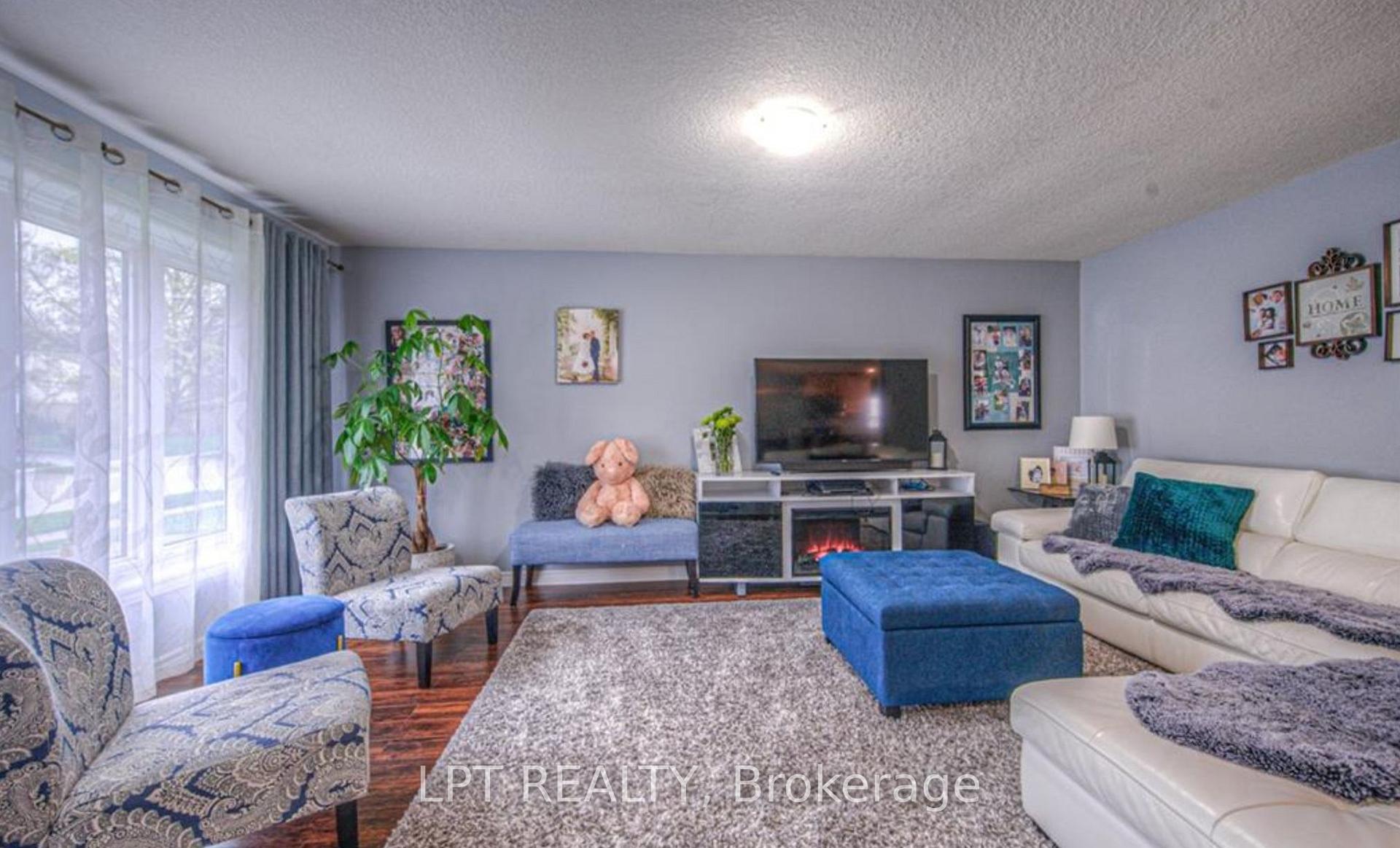 Photo 4 of UPPER- 16 Blackwell Drive, Kitchener, Highland West — HOMEH