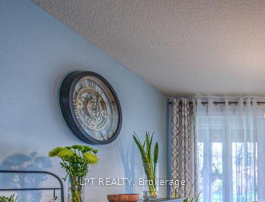 Photo 7 of UPPER- 16 Blackwell Drive, Kitchener, Highland West — HOMEH