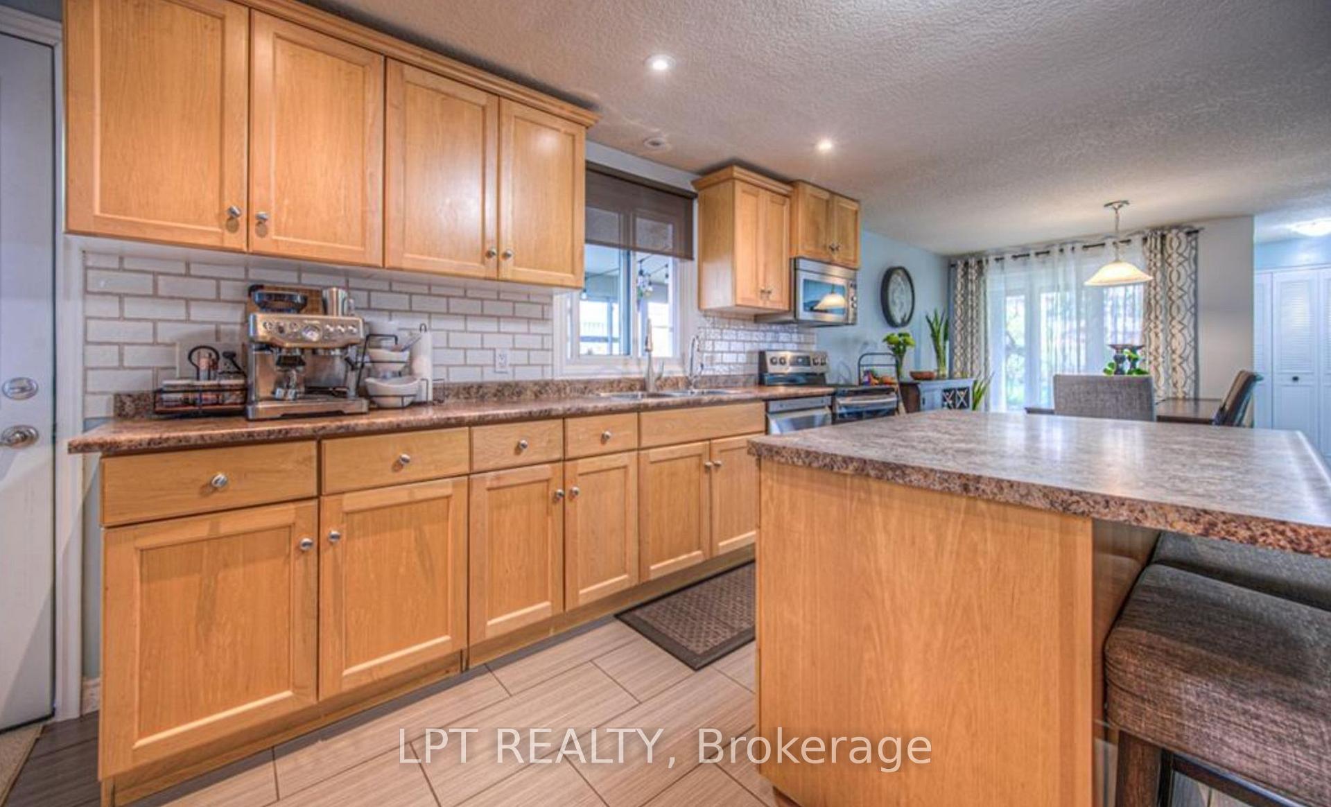 Photo 11 of UPPER- 16 Blackwell Drive, Kitchener, Highland West — HOMEH