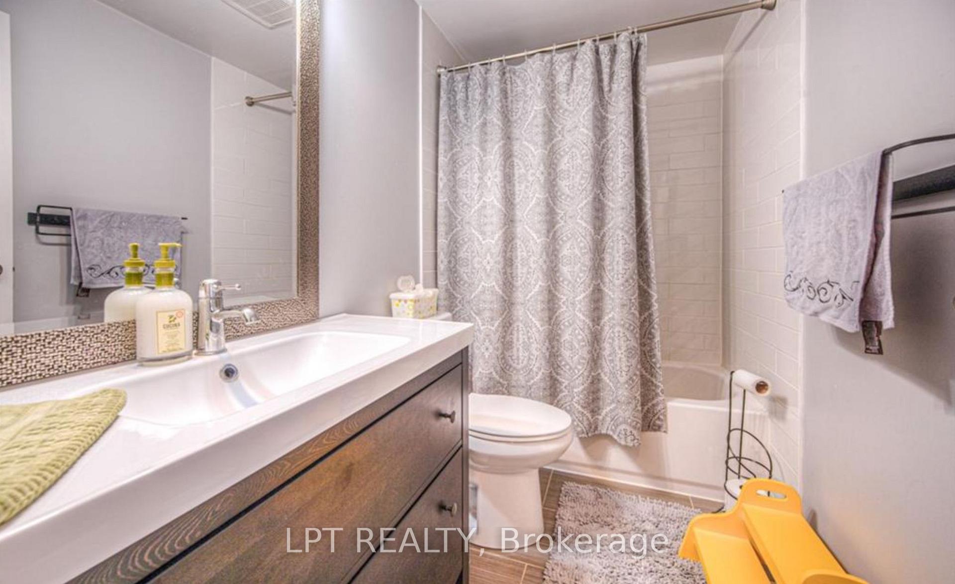 Photo 18 of UPPER- 16 Blackwell Drive, Kitchener, Highland West — HOMEH