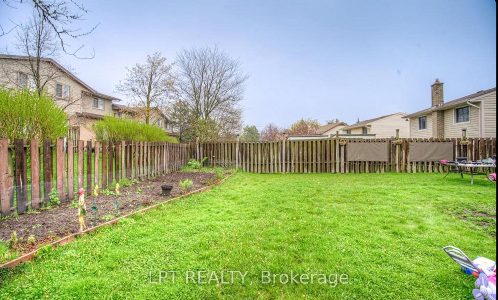 Photo 22 of UPPER- 16 Blackwell Drive, Kitchener, Highland West — HOMEH