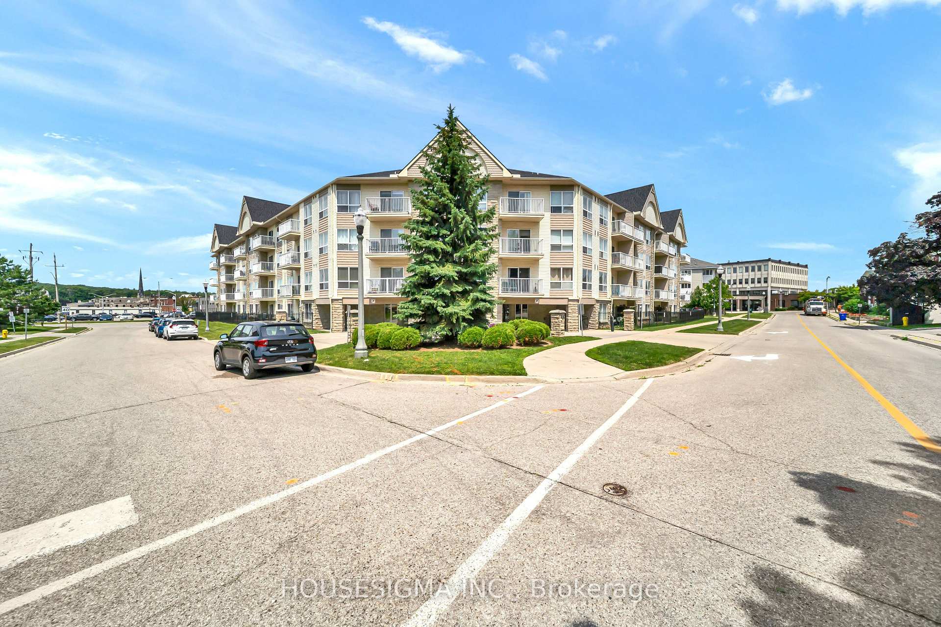 Photo 4 of Unit 207, 8 Harris Street, Cambridge, East Galt — HOMEH