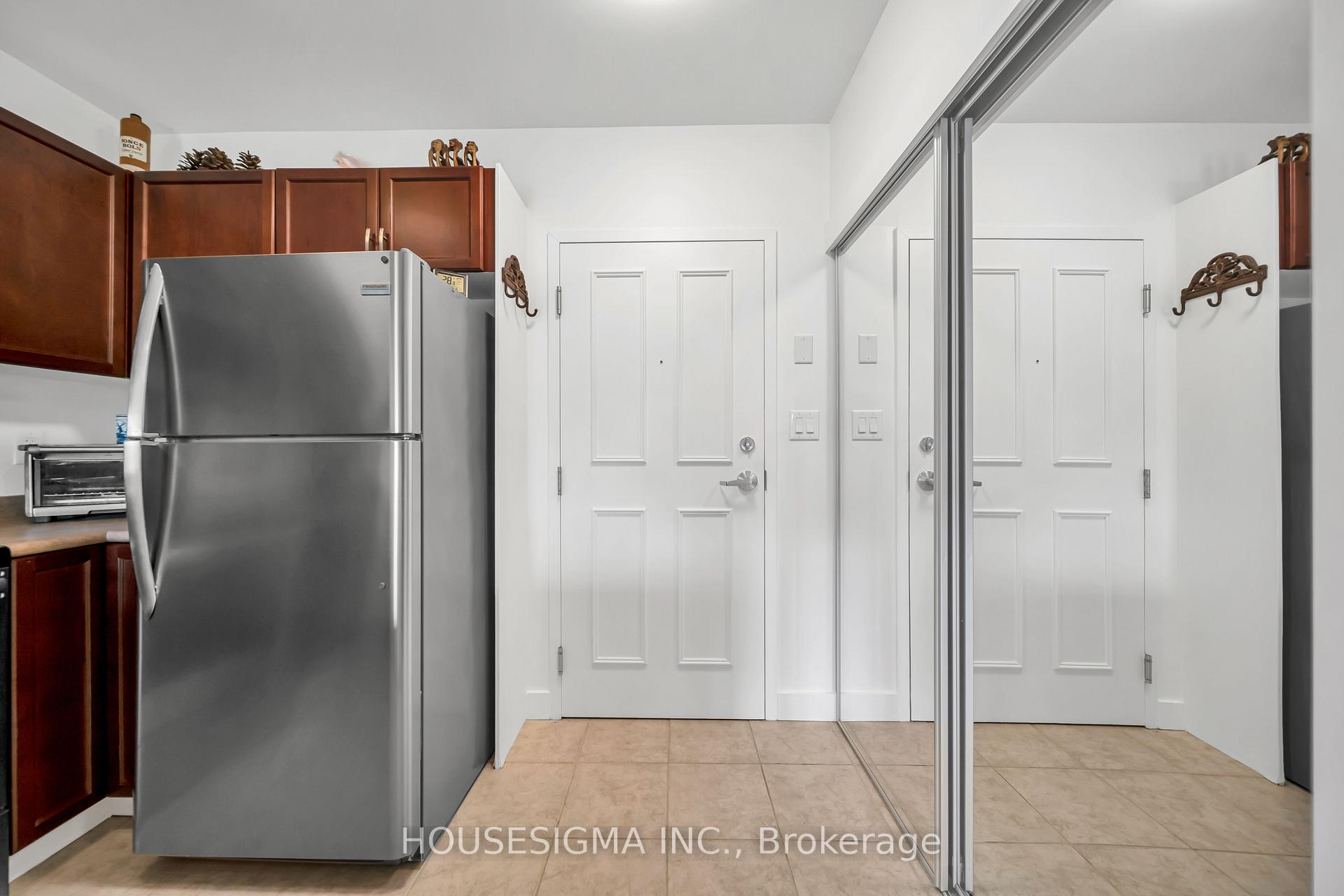 Photo 15 of Unit 207, 8 Harris Street, Cambridge, East Galt — HOMEH
