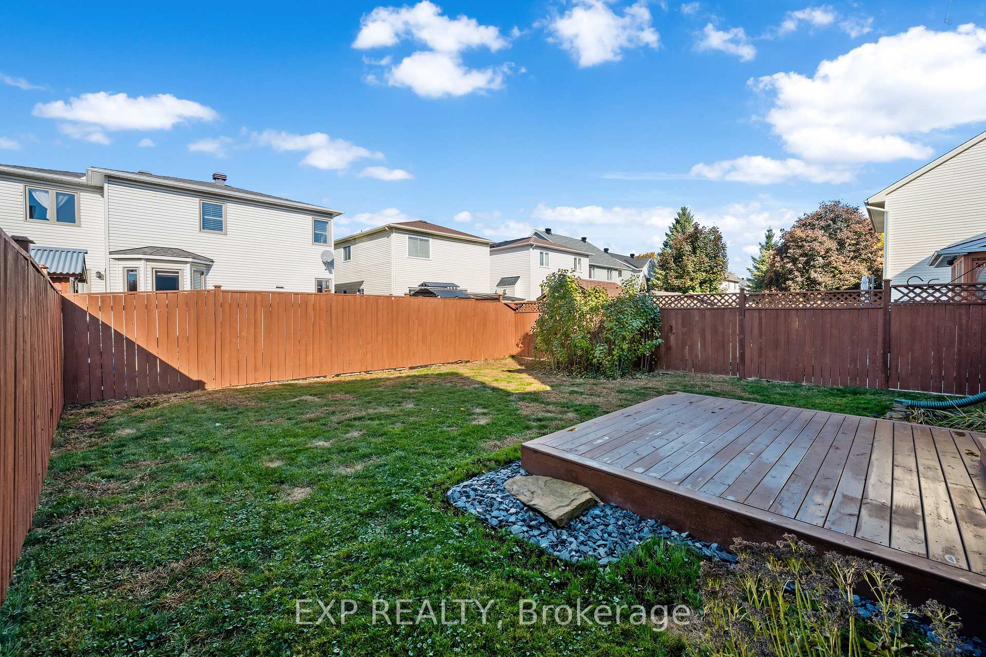 Photo 22 of 32 Peacock Crescent, Ottawa, Barrhaven - Cedargrove/Fraserdale — HOMEH