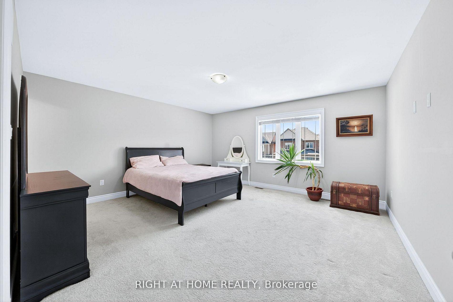 Photo 18 of 1160 Peelar Crescent, Innisfil, Lefroy — HOMEH