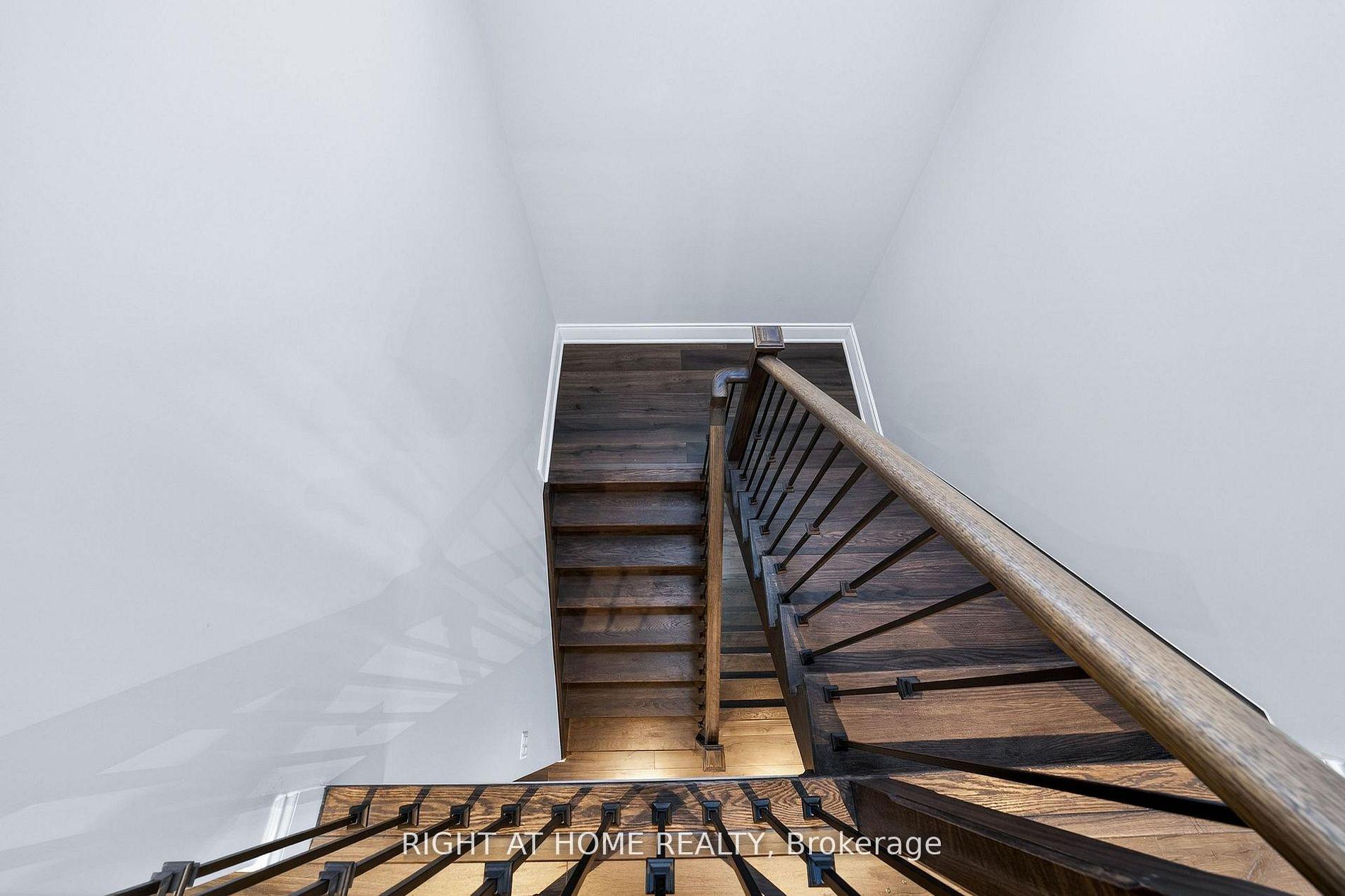 Photo 27 of 1160 Peelar Crescent, Innisfil, Lefroy — HOMEH