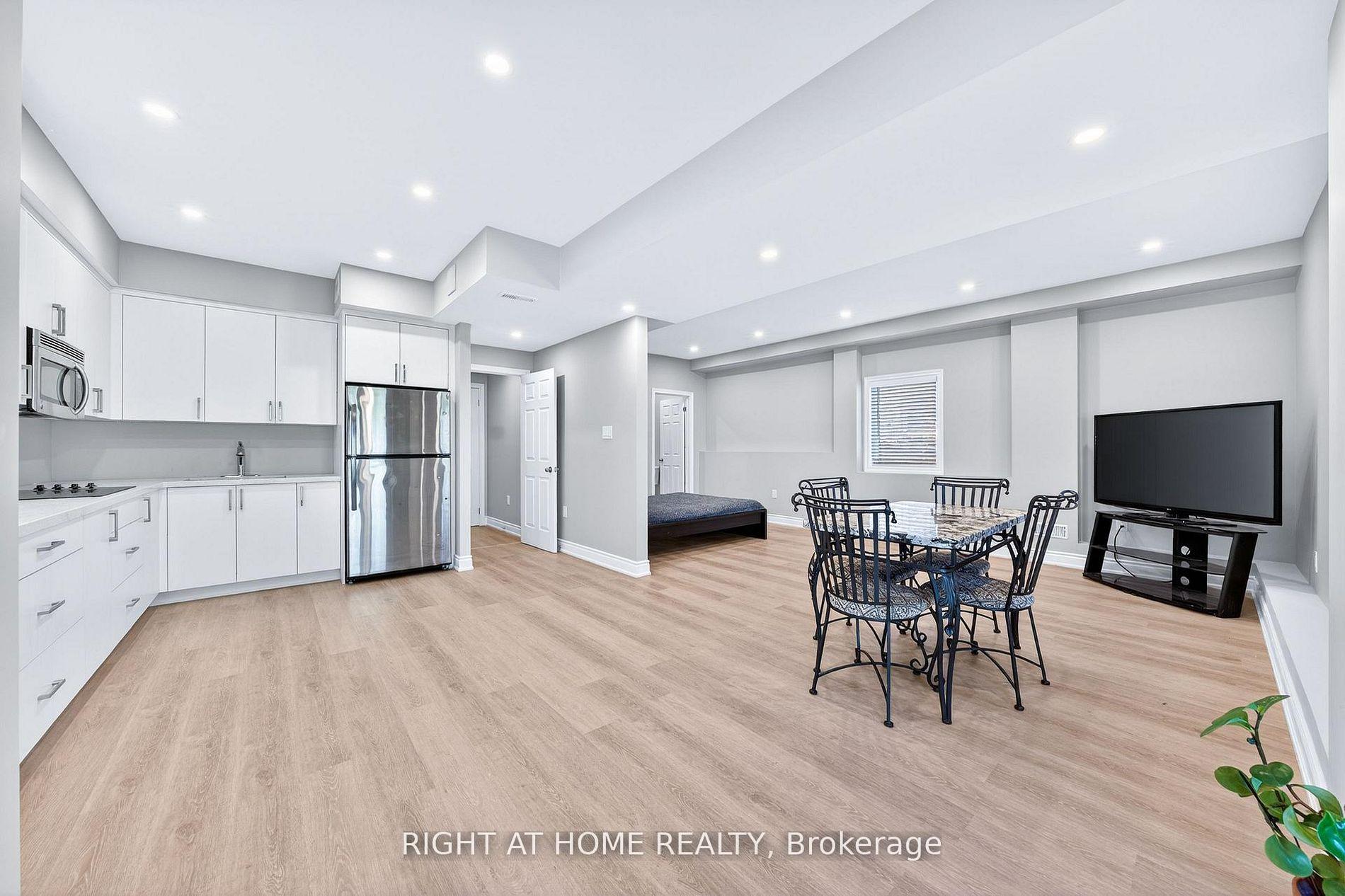 Photo 31 of 1160 Peelar Crescent, Innisfil, Lefroy — HOMEH