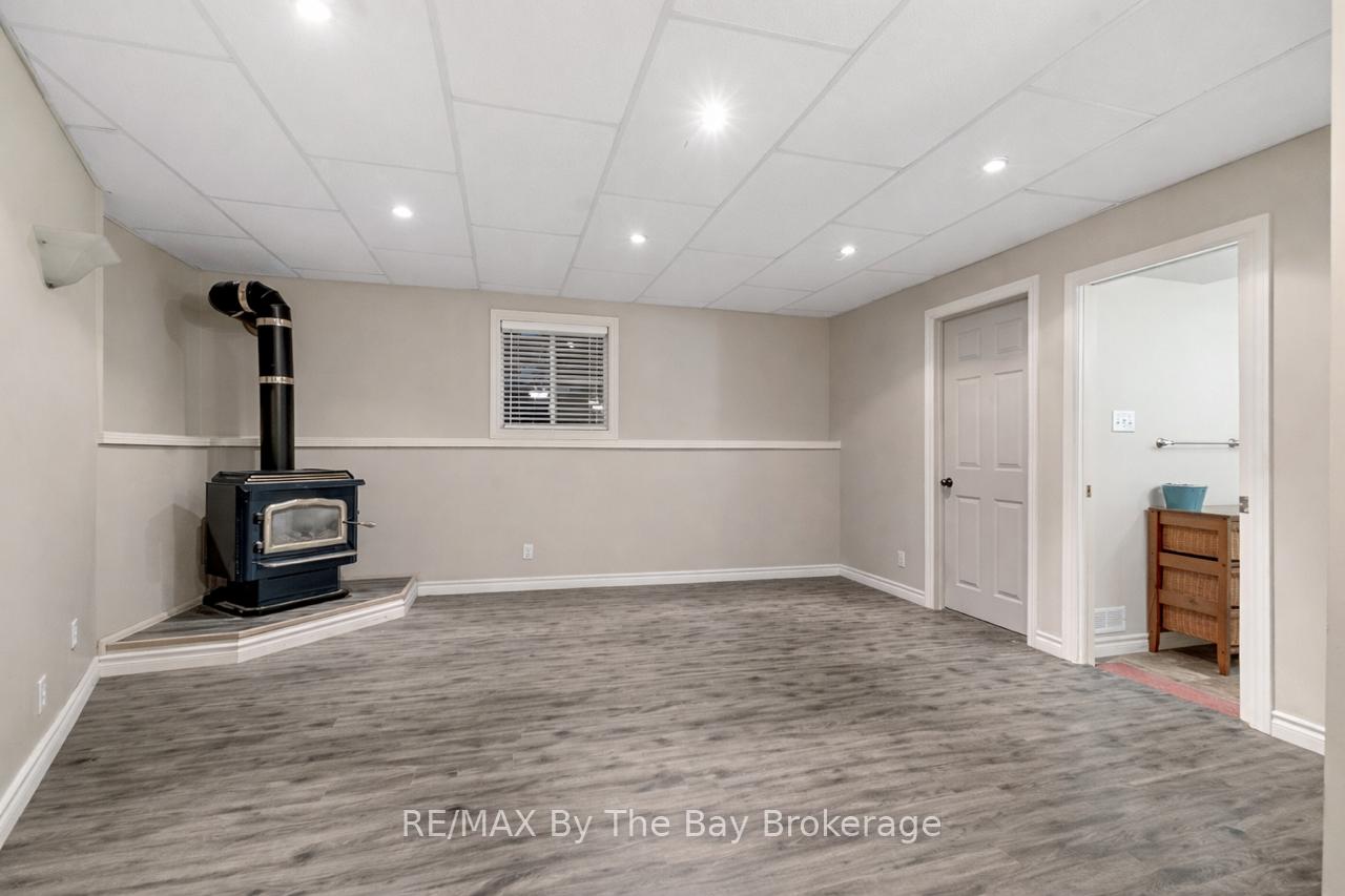 Photo 33 of 6 Deerrun Place, Wasaga Beach — HOMEH