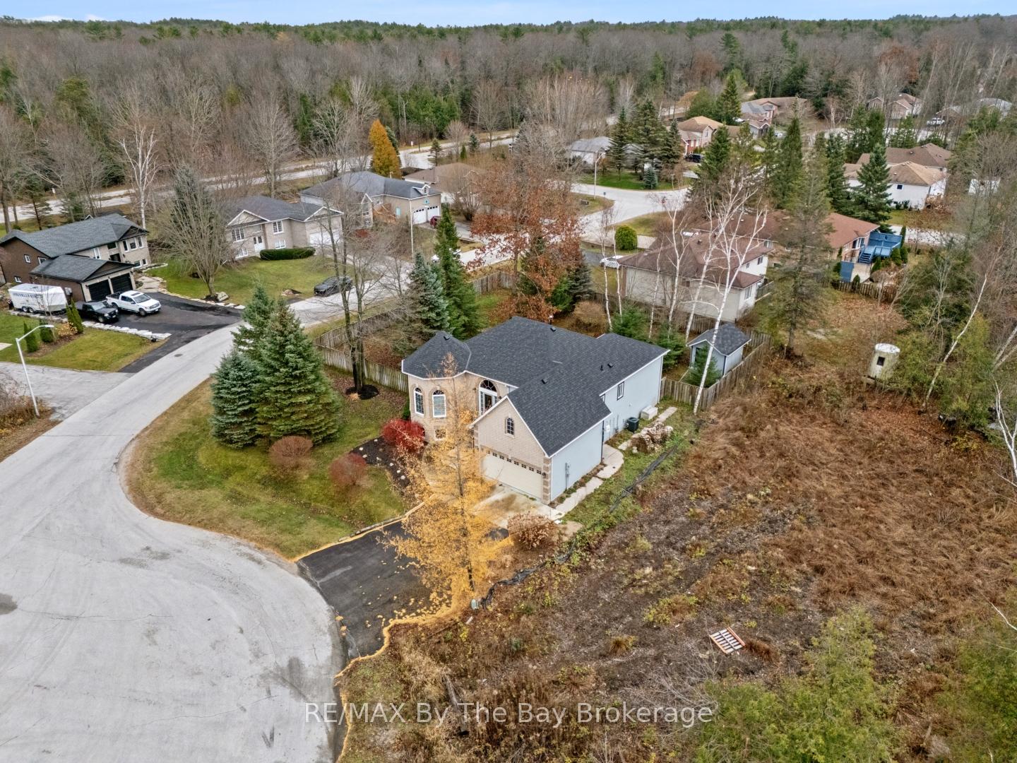Photo 52 of 6 Deerrun Place, Wasaga Beach — HOMEH