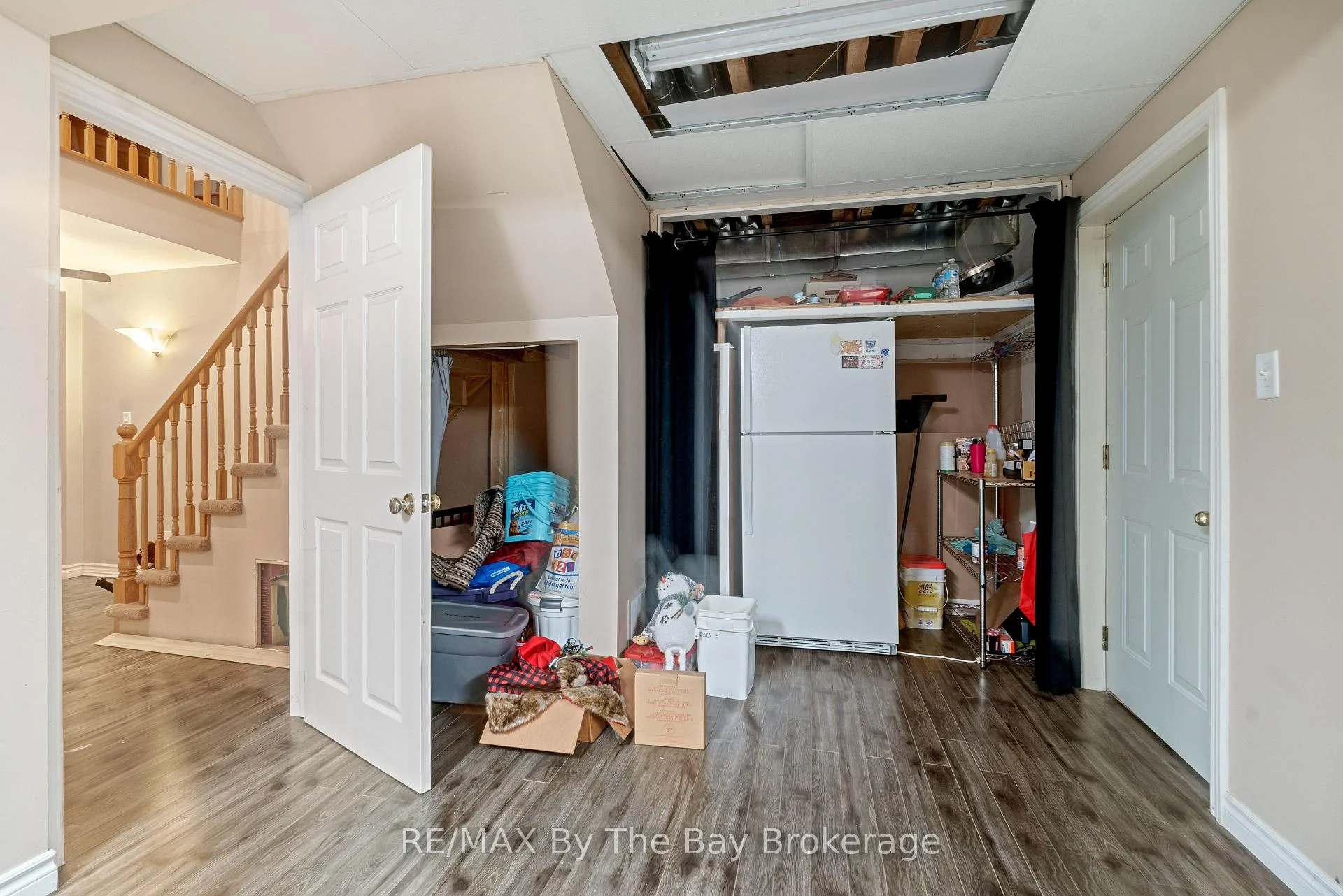 Photo 47 of 6 Deerrun Place, Wasaga Beach — HOMEH