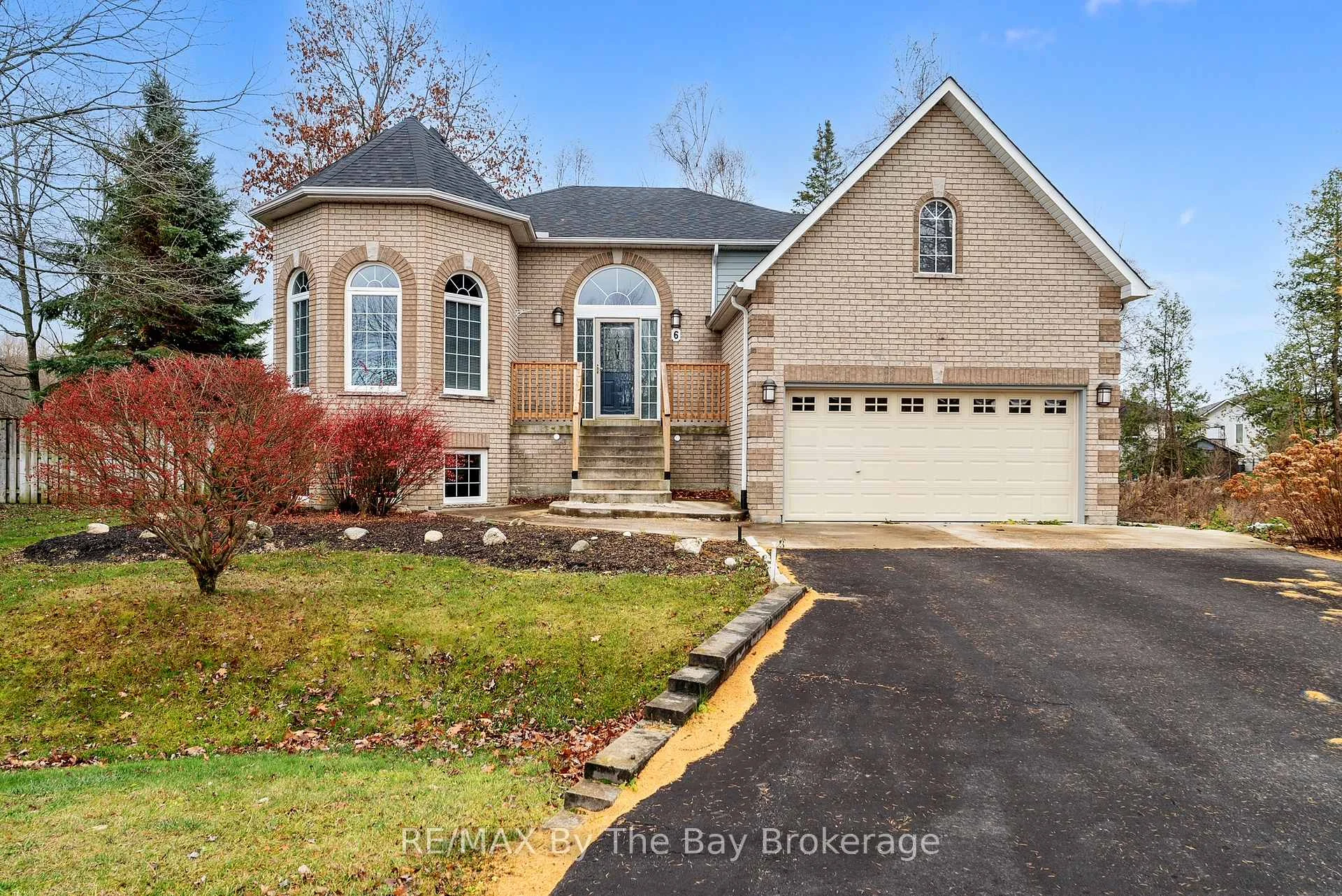 Photo 70 of 6 Deerrun Place, Wasaga Beach — HOMEH