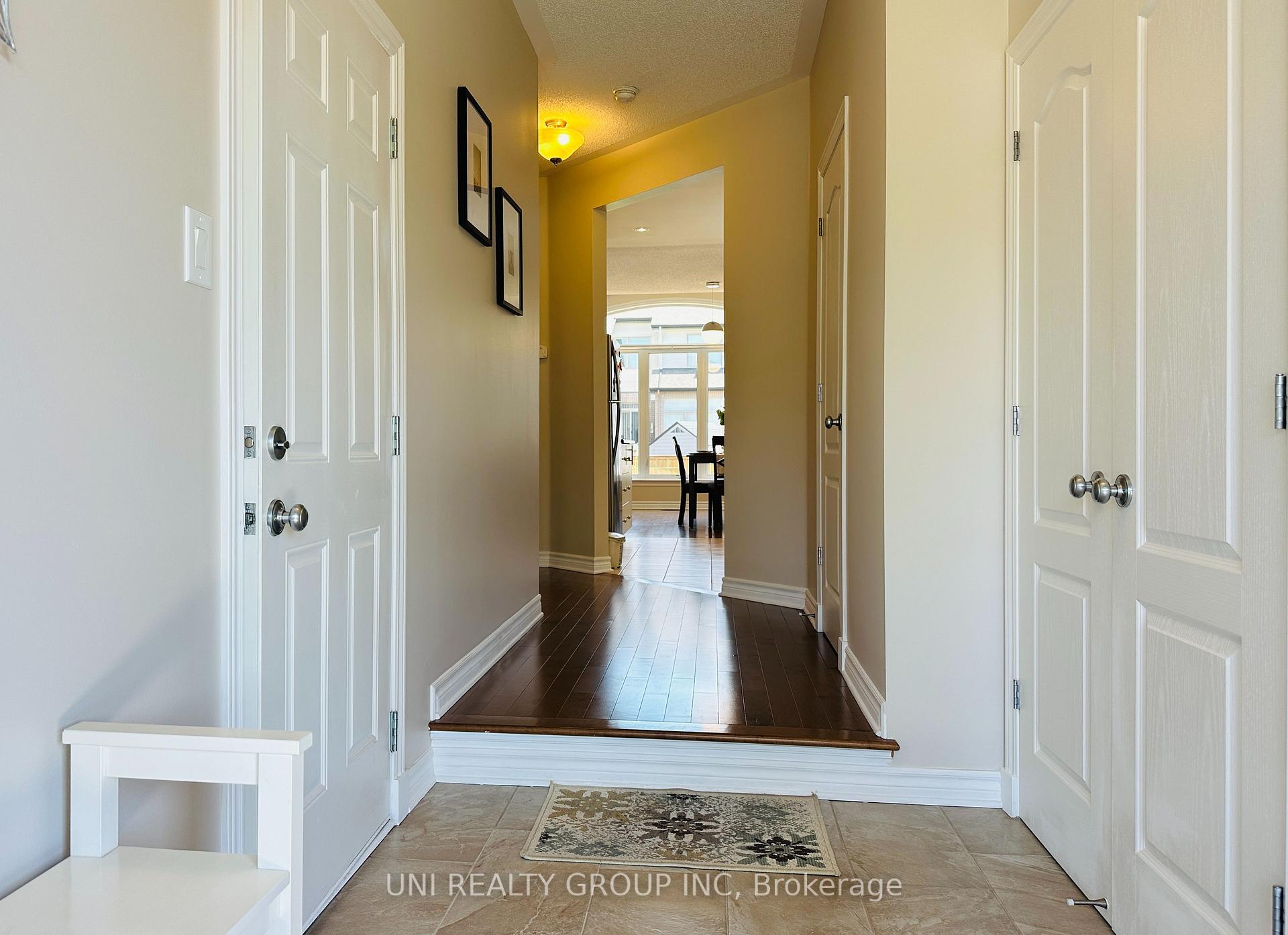 Photo 6 of 202 Mareth Way, Ottawa, Riverside South/Gloucester Glen — HOMEH