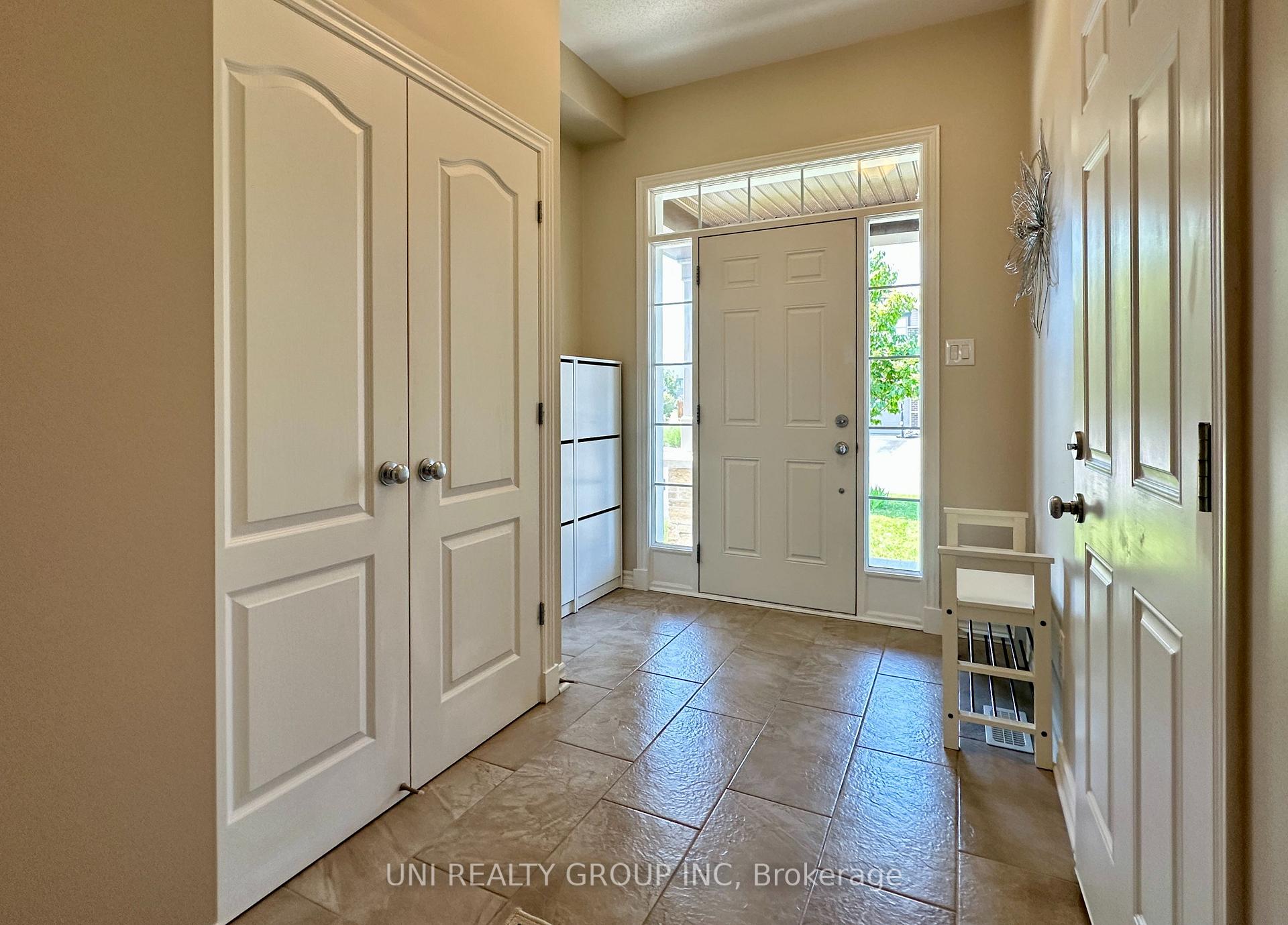 Photo 10 of 202 Mareth Way, Ottawa, Riverside South/Gloucester Glen — HOMEH